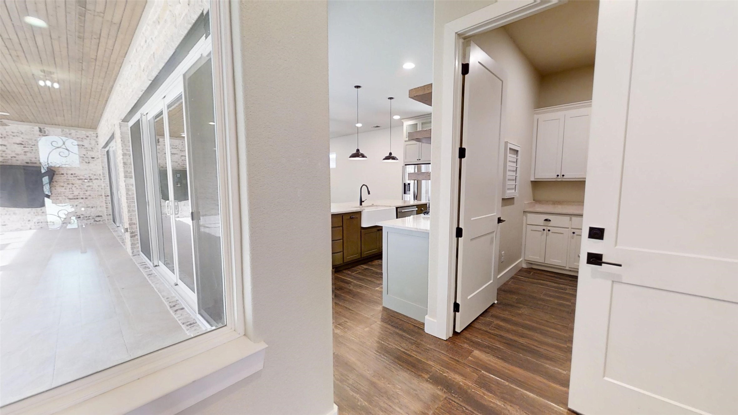 2405 Vineyard Drive Granbury TX 76048