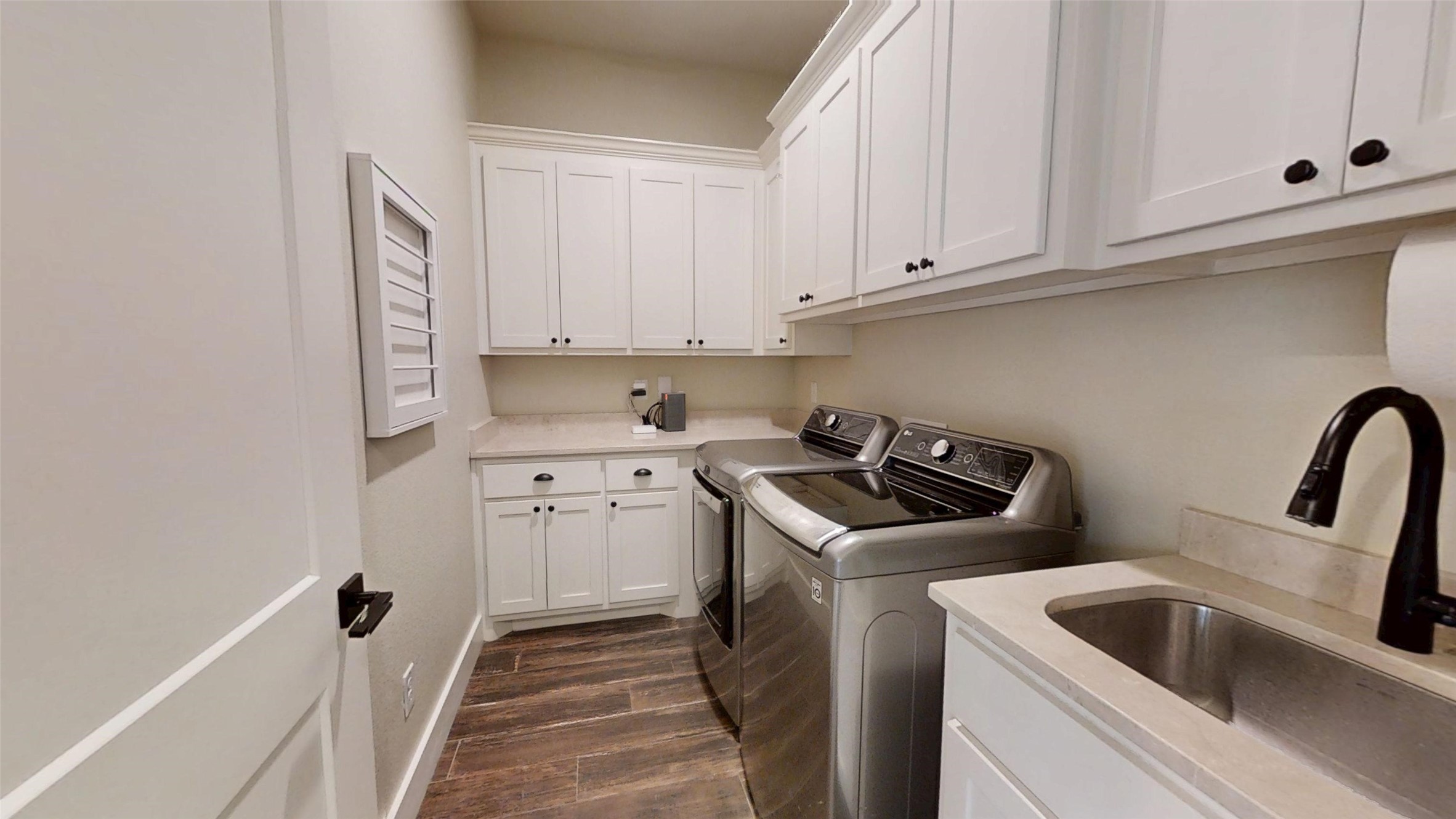2405 Vineyard Drive Granbury TX 76048