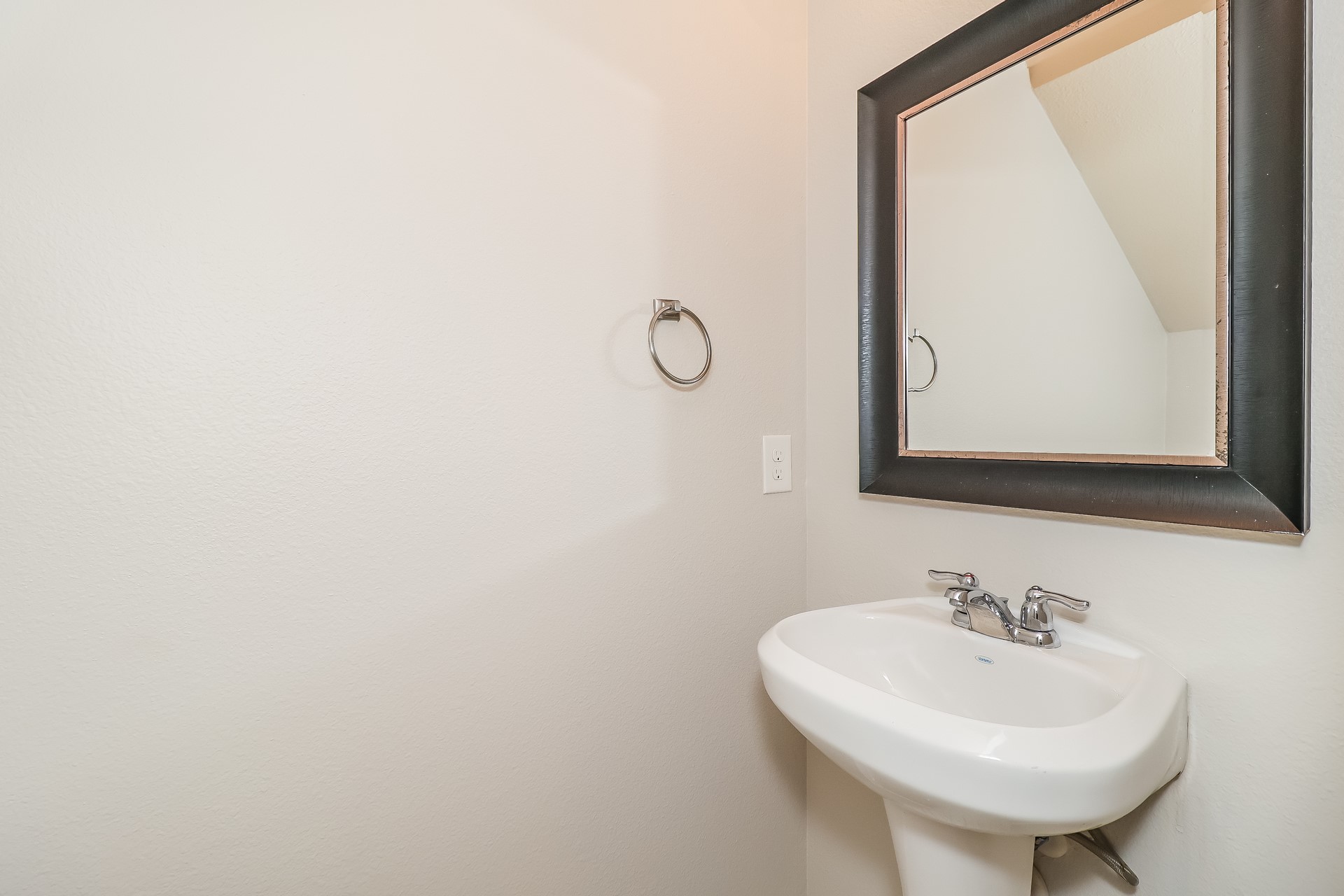 963 Ranch Road Dallas TX 75253