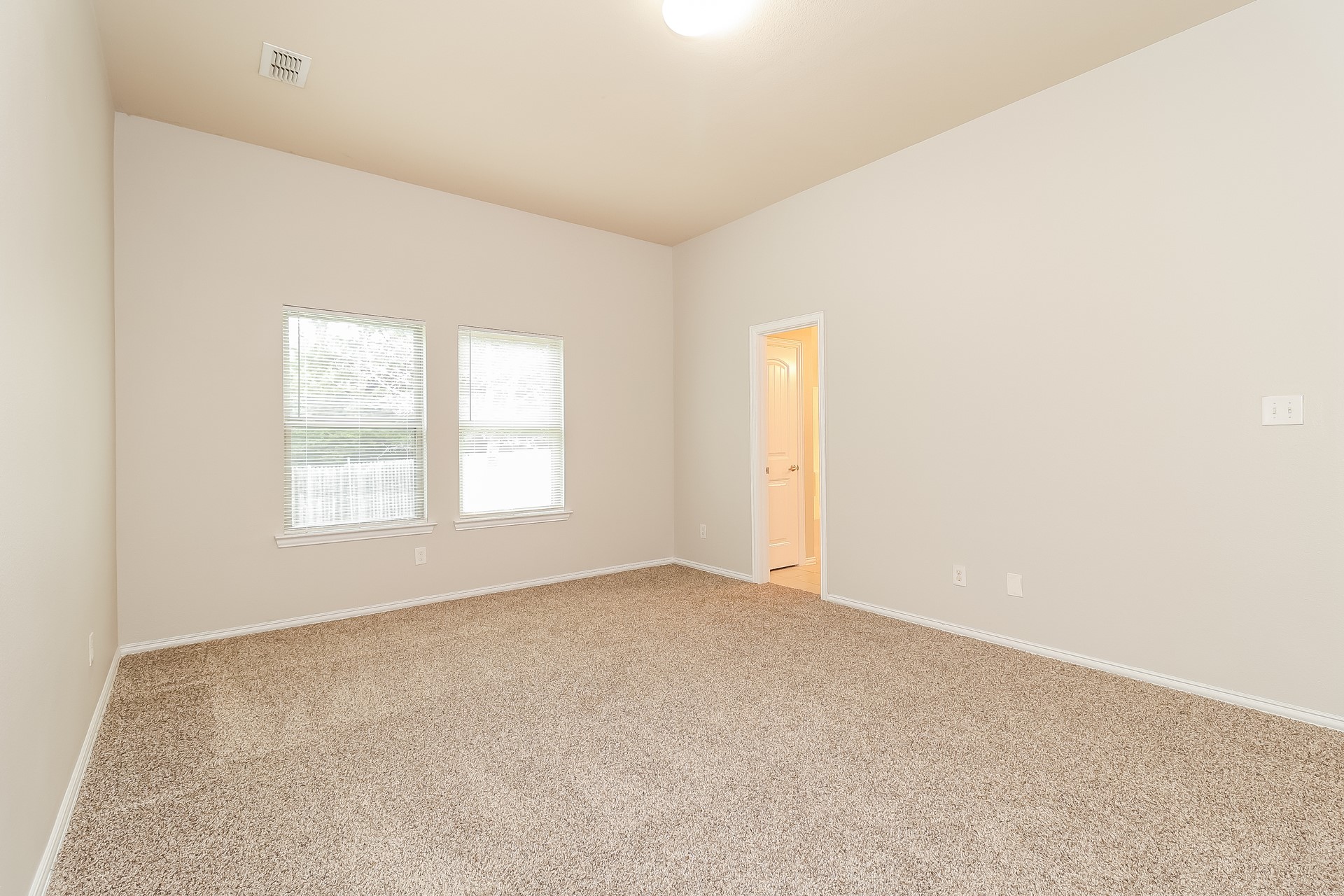 963 Ranch Road Dallas TX 75253