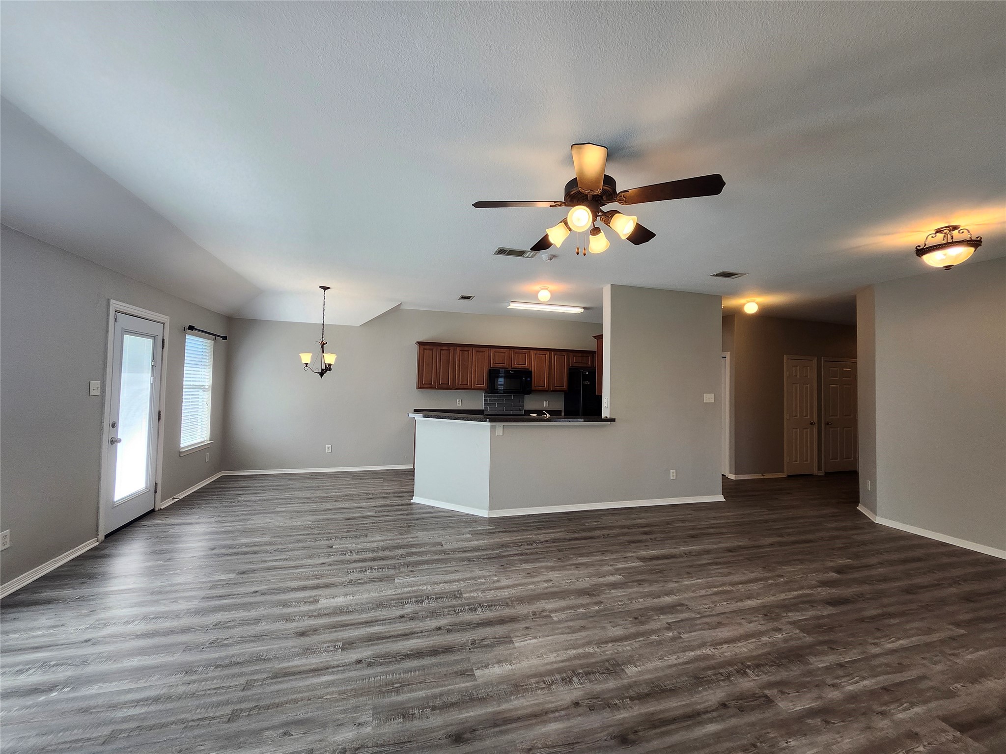 4710 Ashbury Lane Mansfield TX 76063