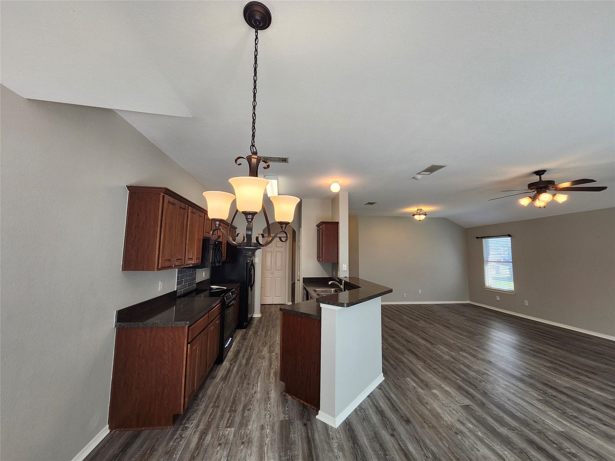 4710 Ashbury Lane Mansfield TX 76063