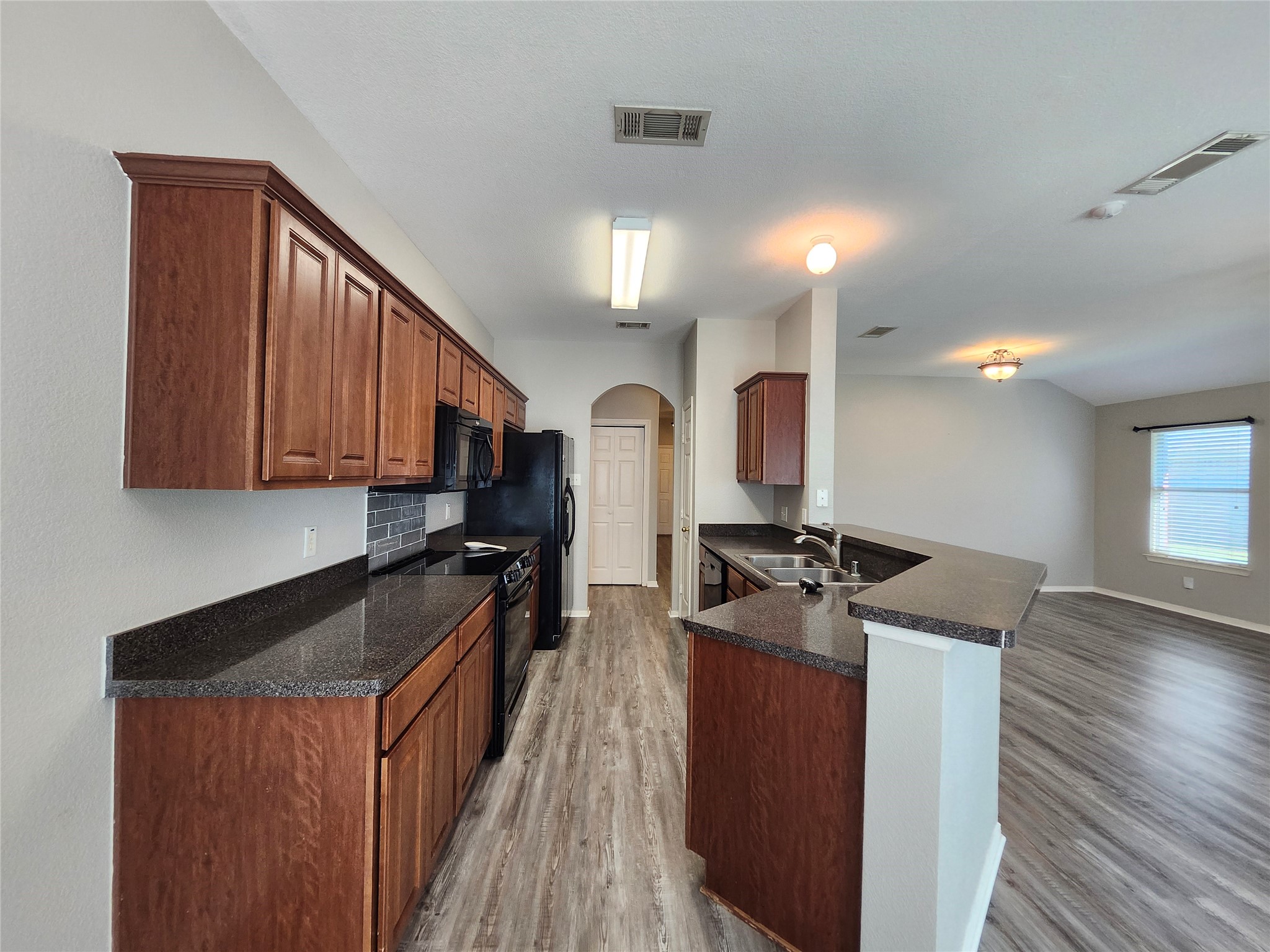 4710 Ashbury Lane Mansfield TX 76063