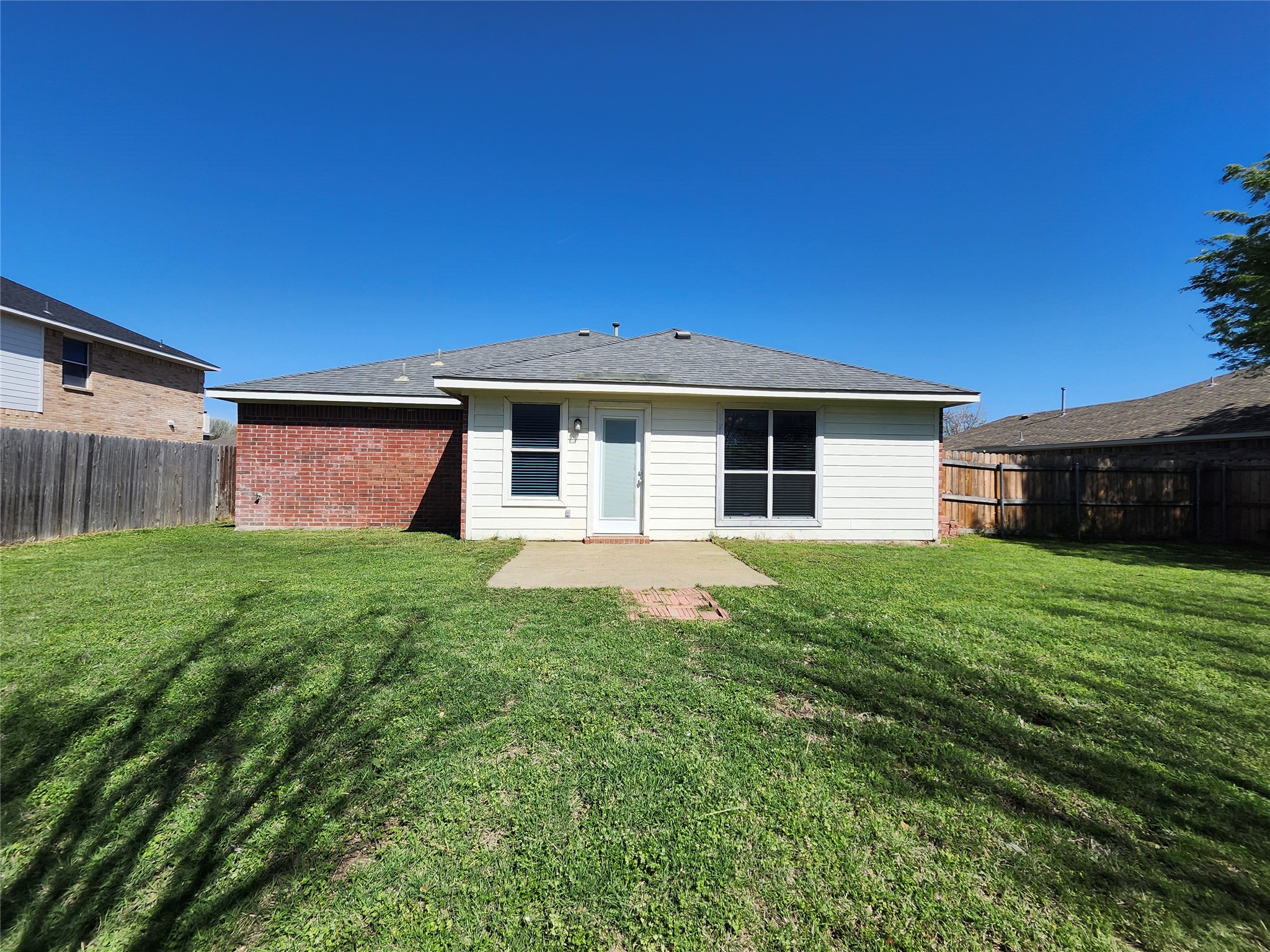 4710 Ashbury Lane Mansfield TX 76063