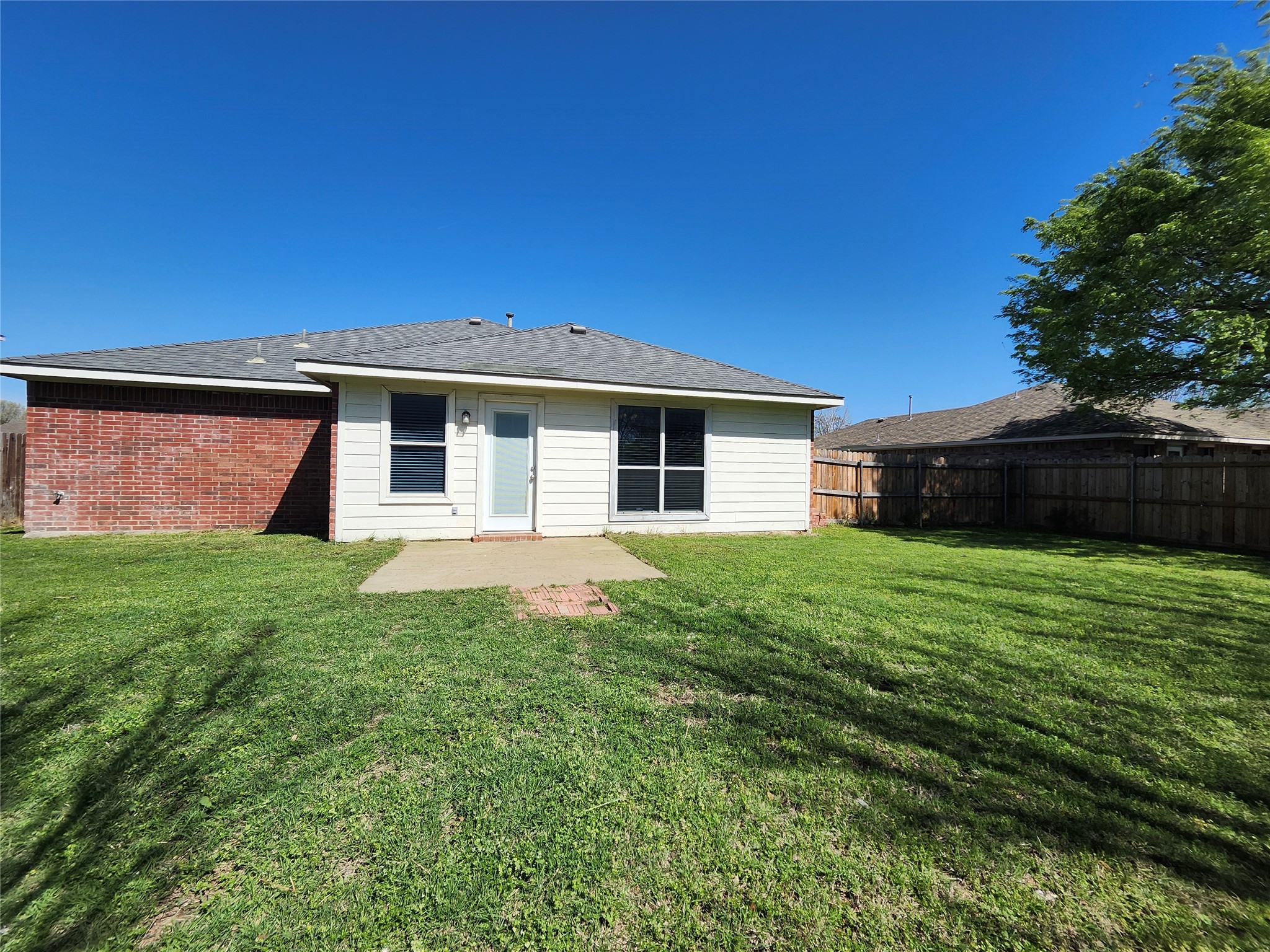 4710 Ashbury Lane Mansfield TX 76063