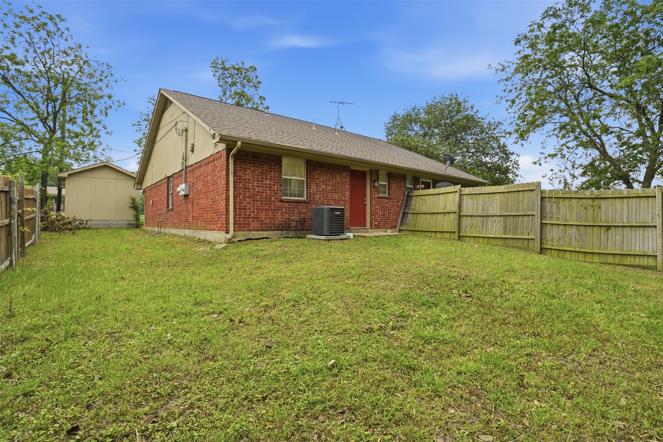 106 Shaw Street Tom Bean TX 75489