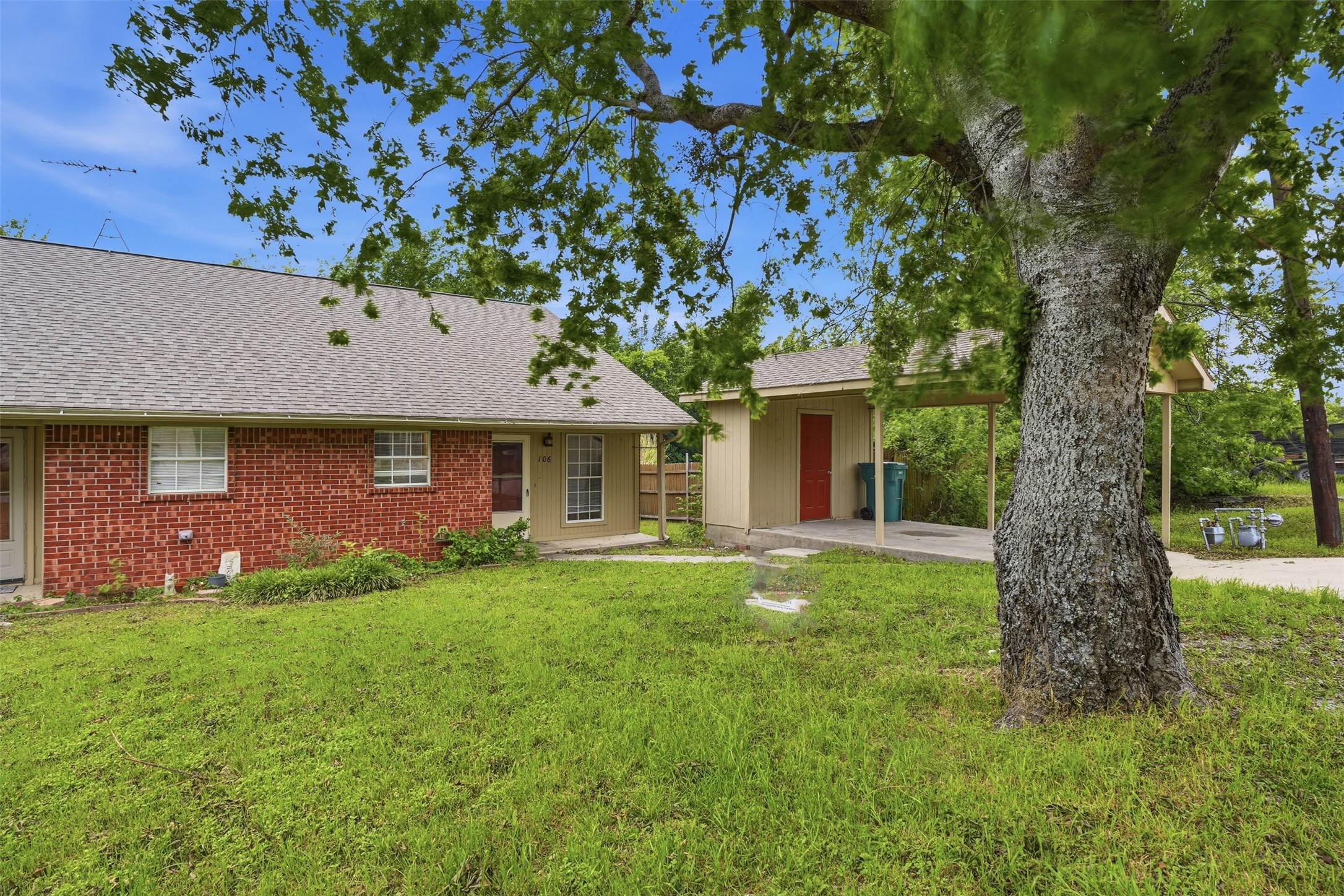 106 Shaw Street Tom Bean TX 75489