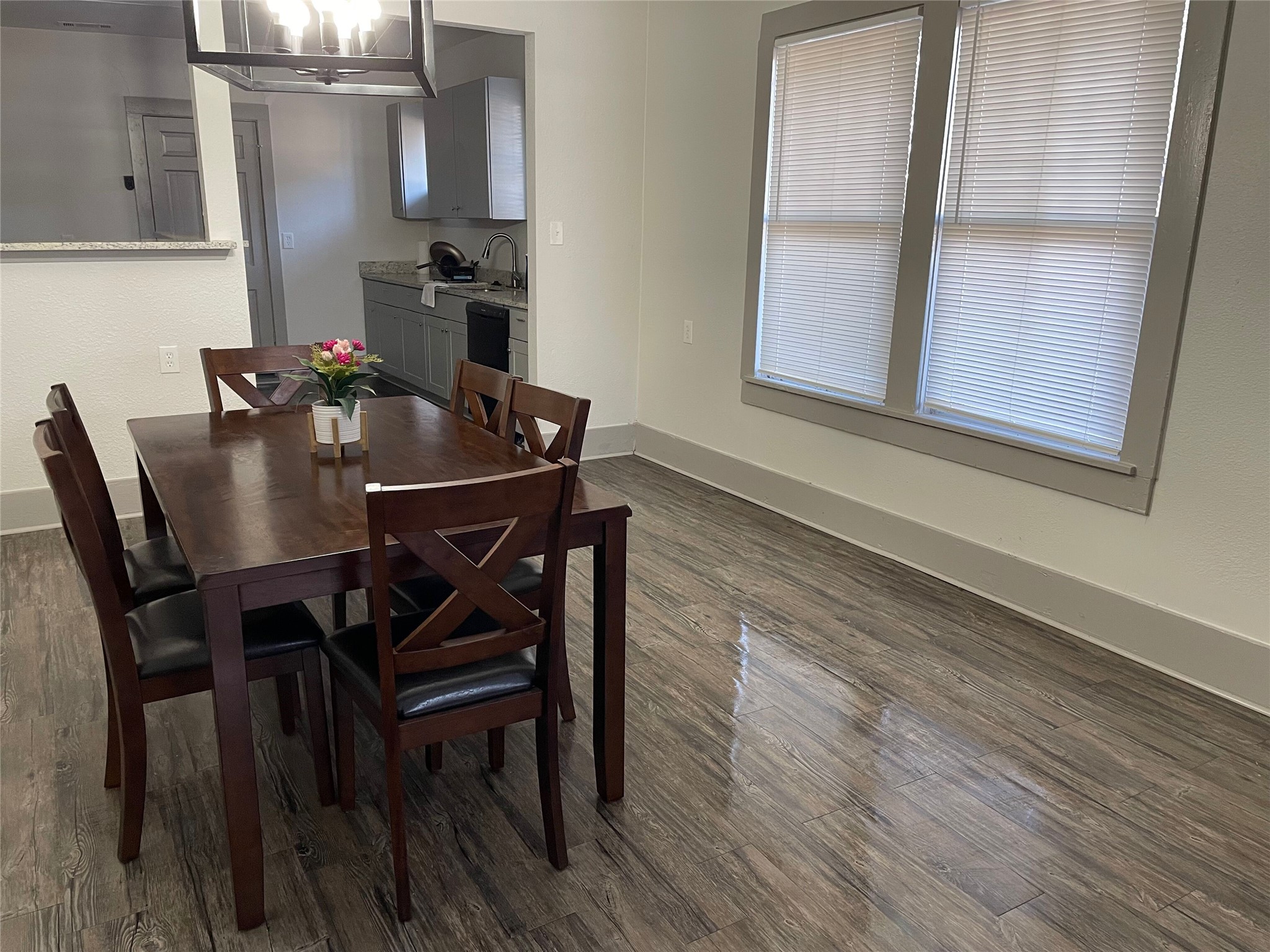 2722 Travis Avenue Fort Worth TX 76110