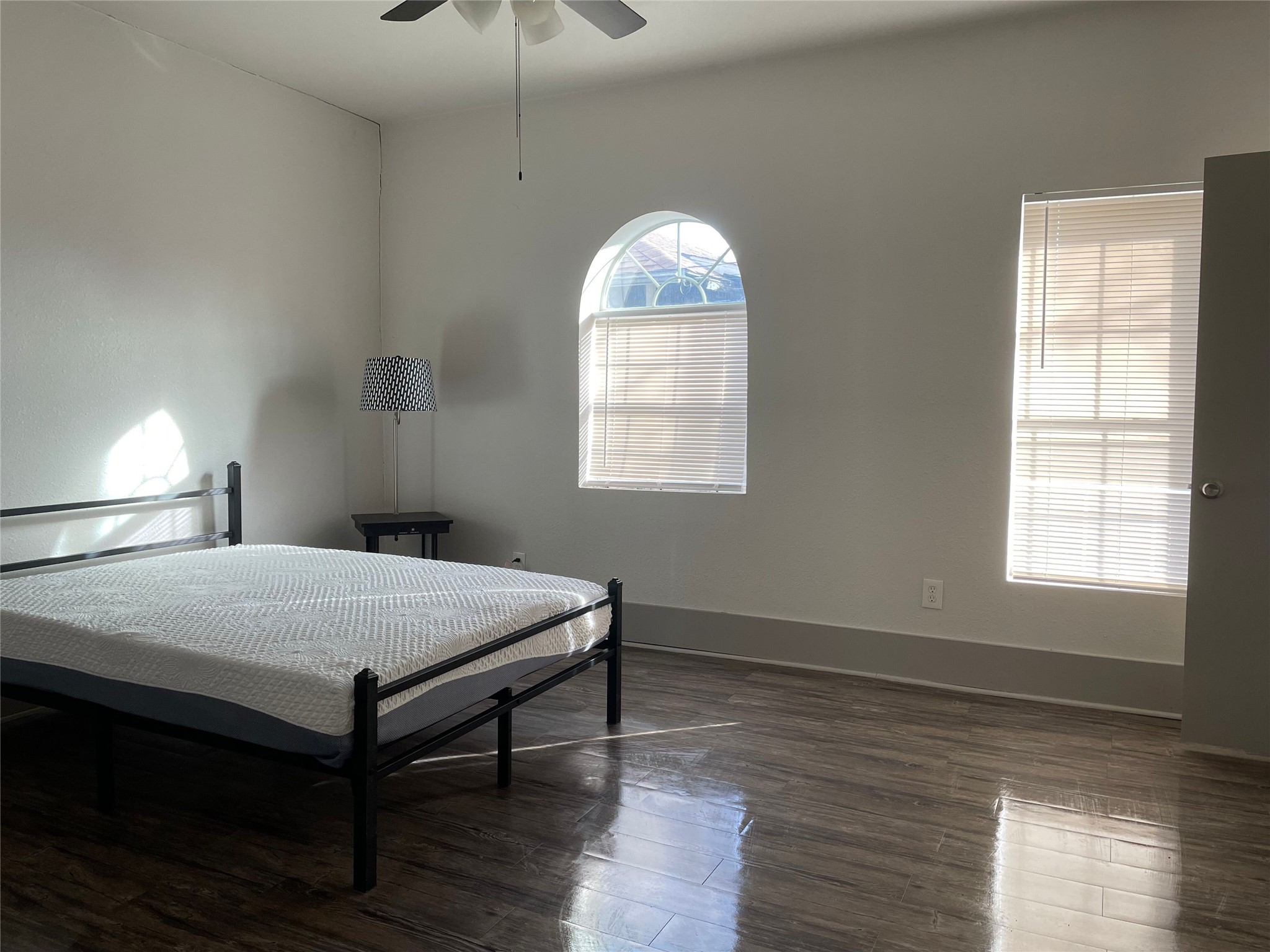 2722 Travis Avenue Fort Worth TX 76110