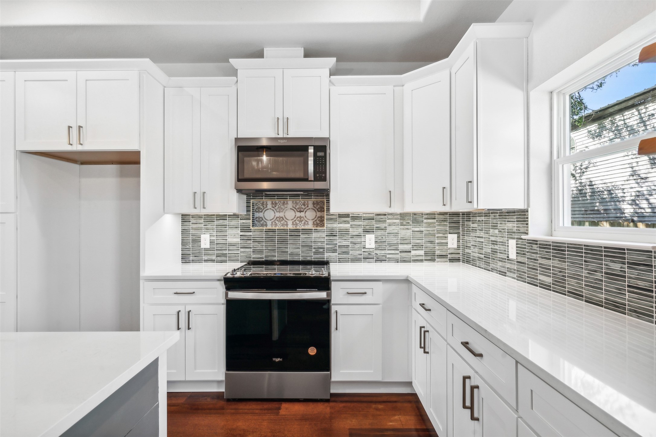 5718 Barkridge Drive Granbury TX 76048