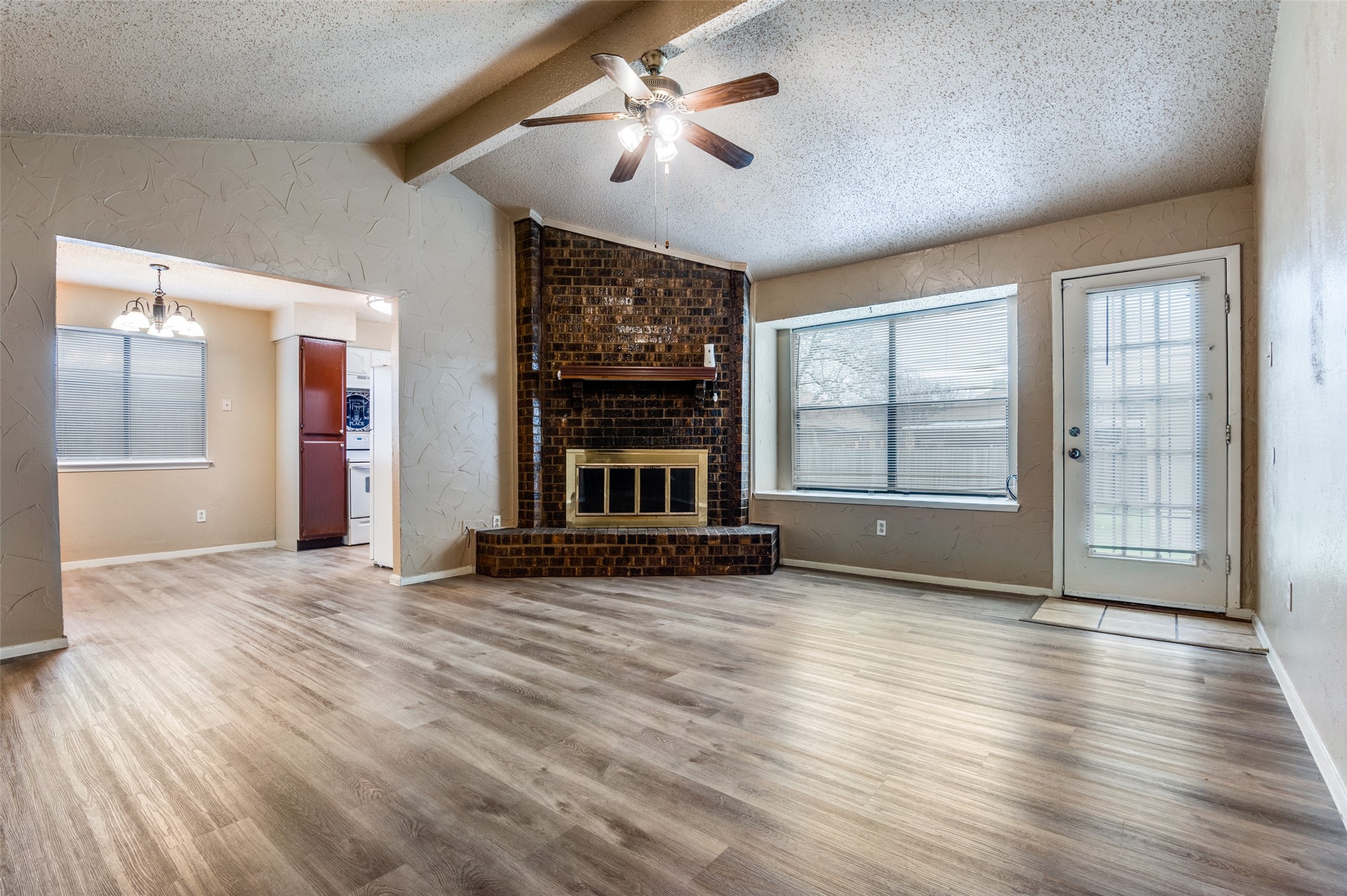 2922 E Pepperidge Drive Lancaster TX 75134