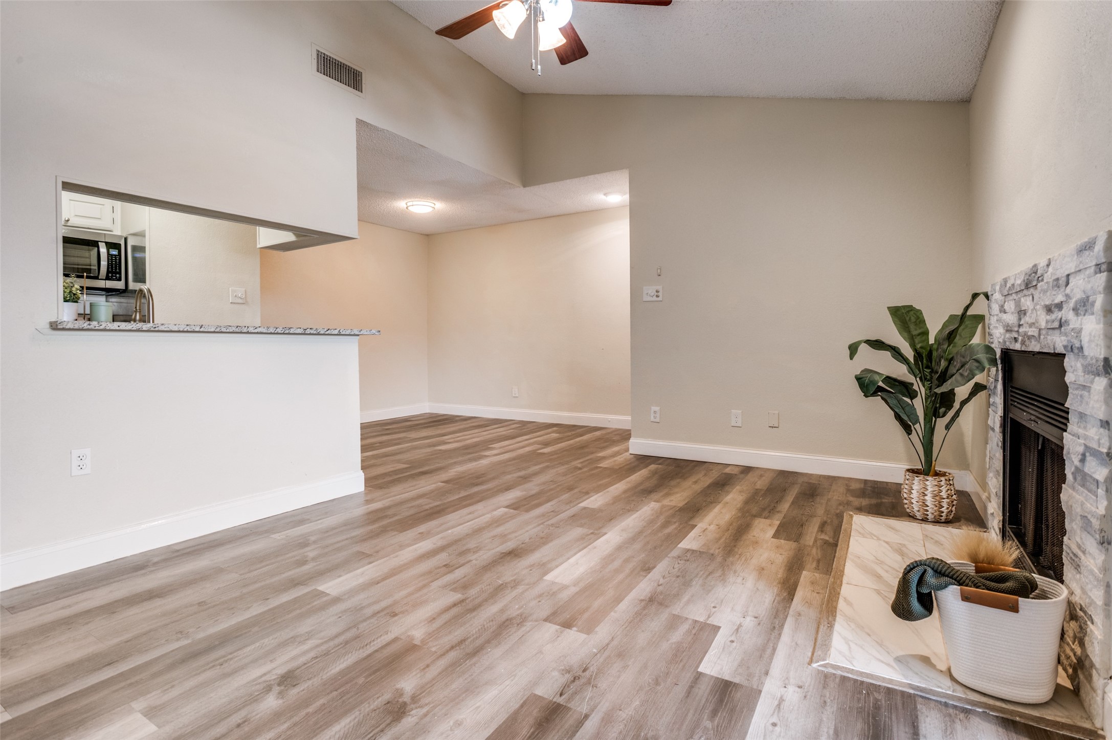 1310 Harwell Drive Arlington TX 76011