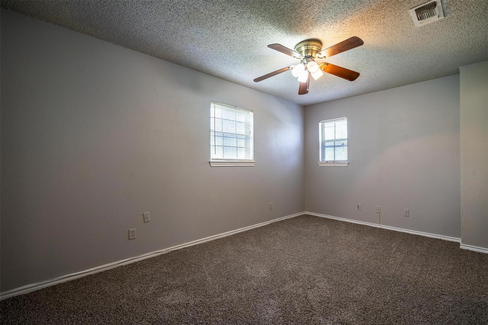 4212 Village Green Drive Irving TX 75038