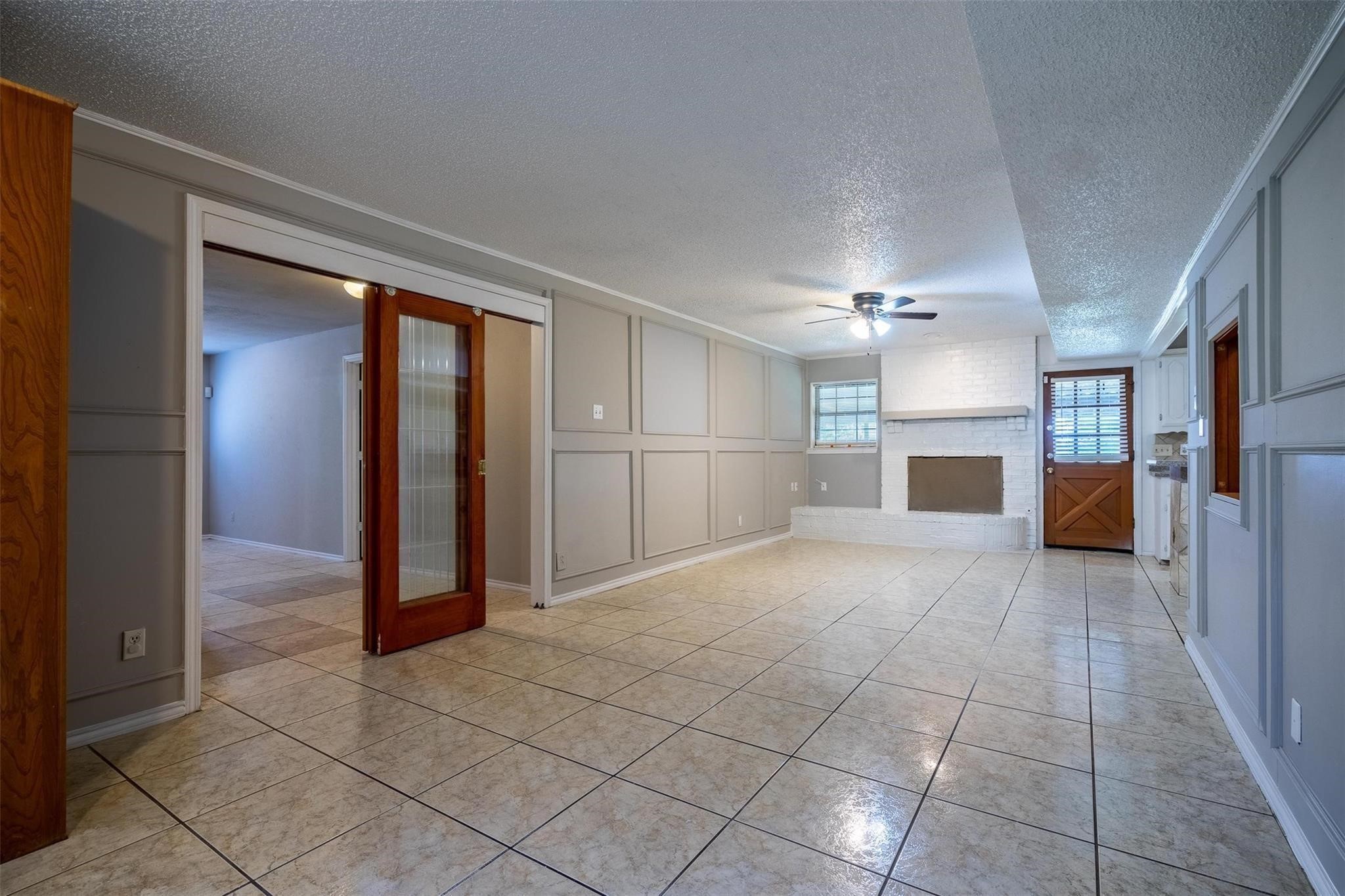 4212 Village Green Drive Irving TX 75038