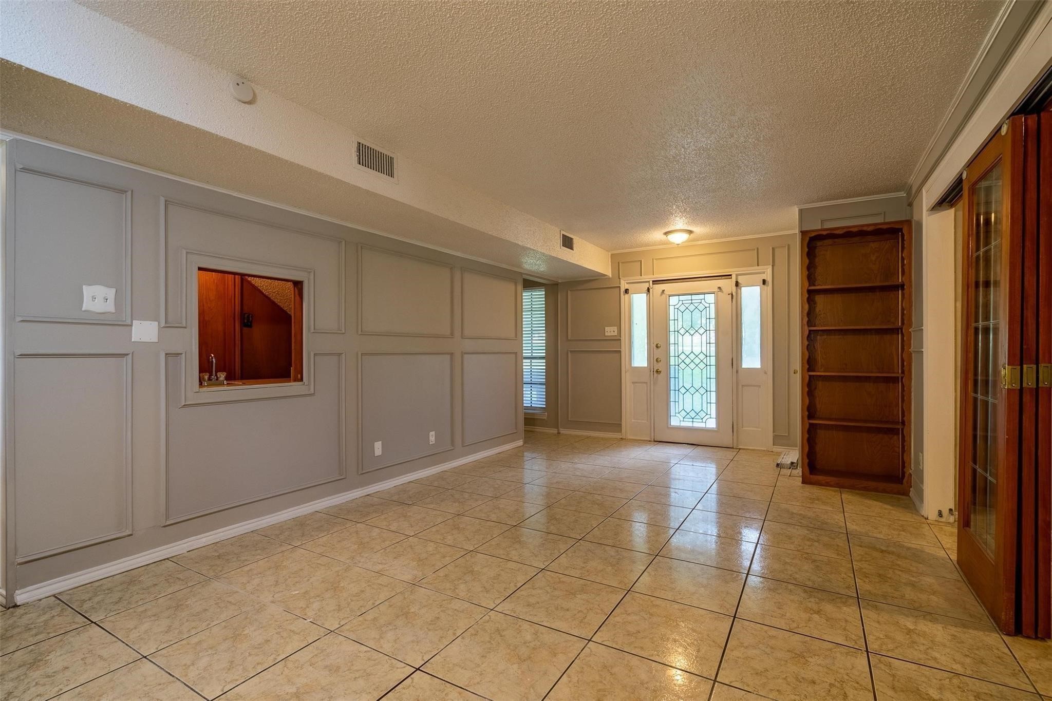 4212 Village Green Drive Irving TX 75038