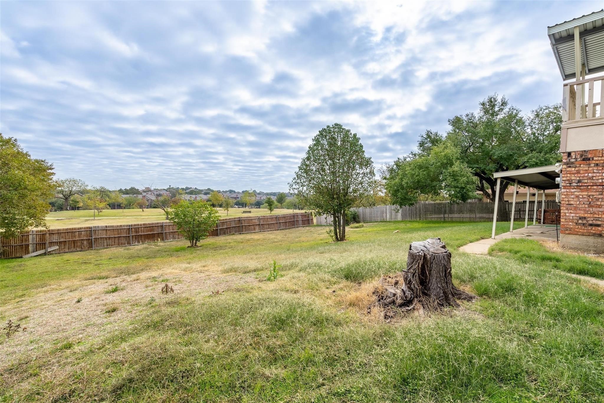 4212 Village Green Drive Irving TX 75038