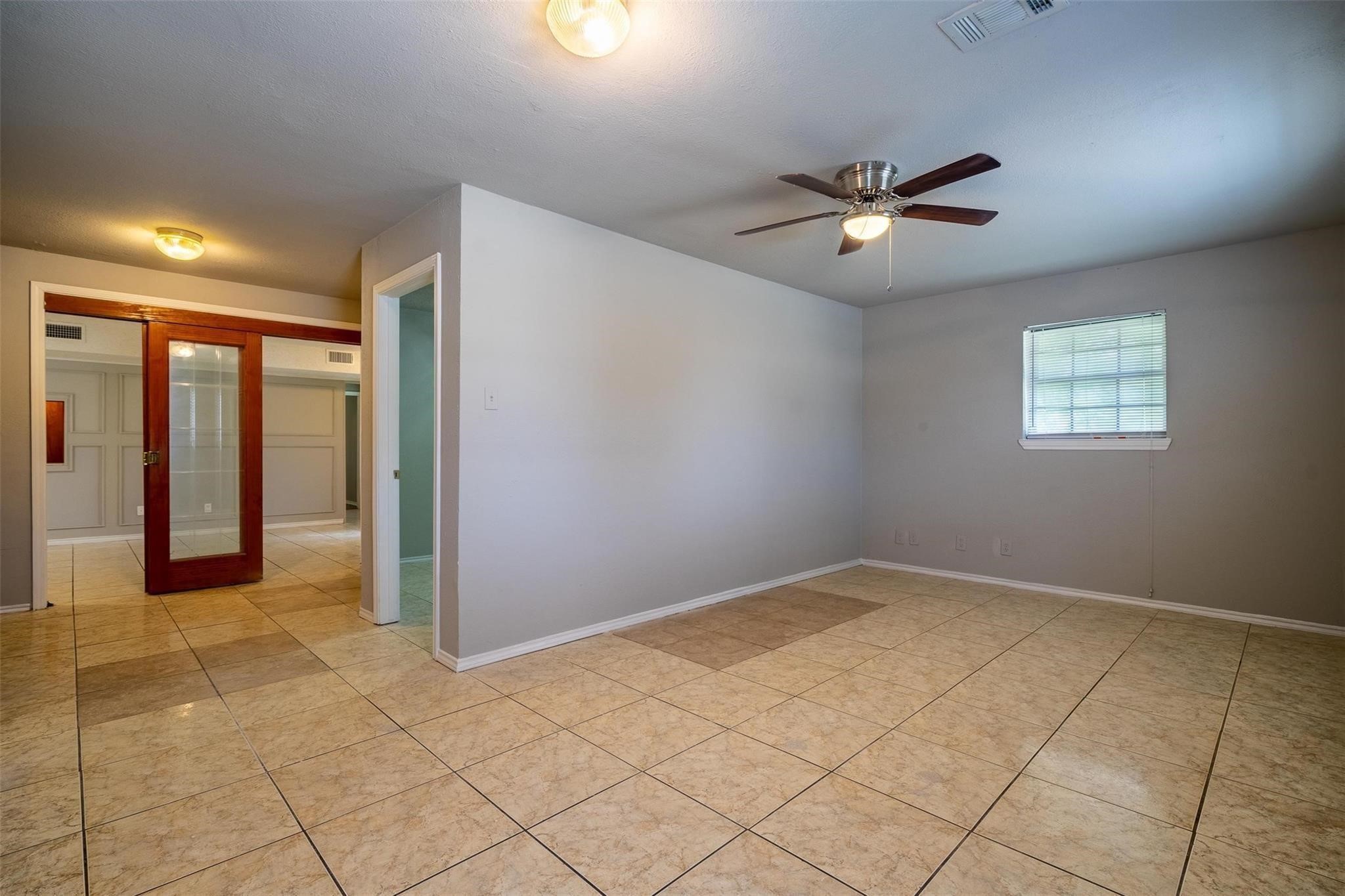 4212 Village Green Drive Irving TX 75038