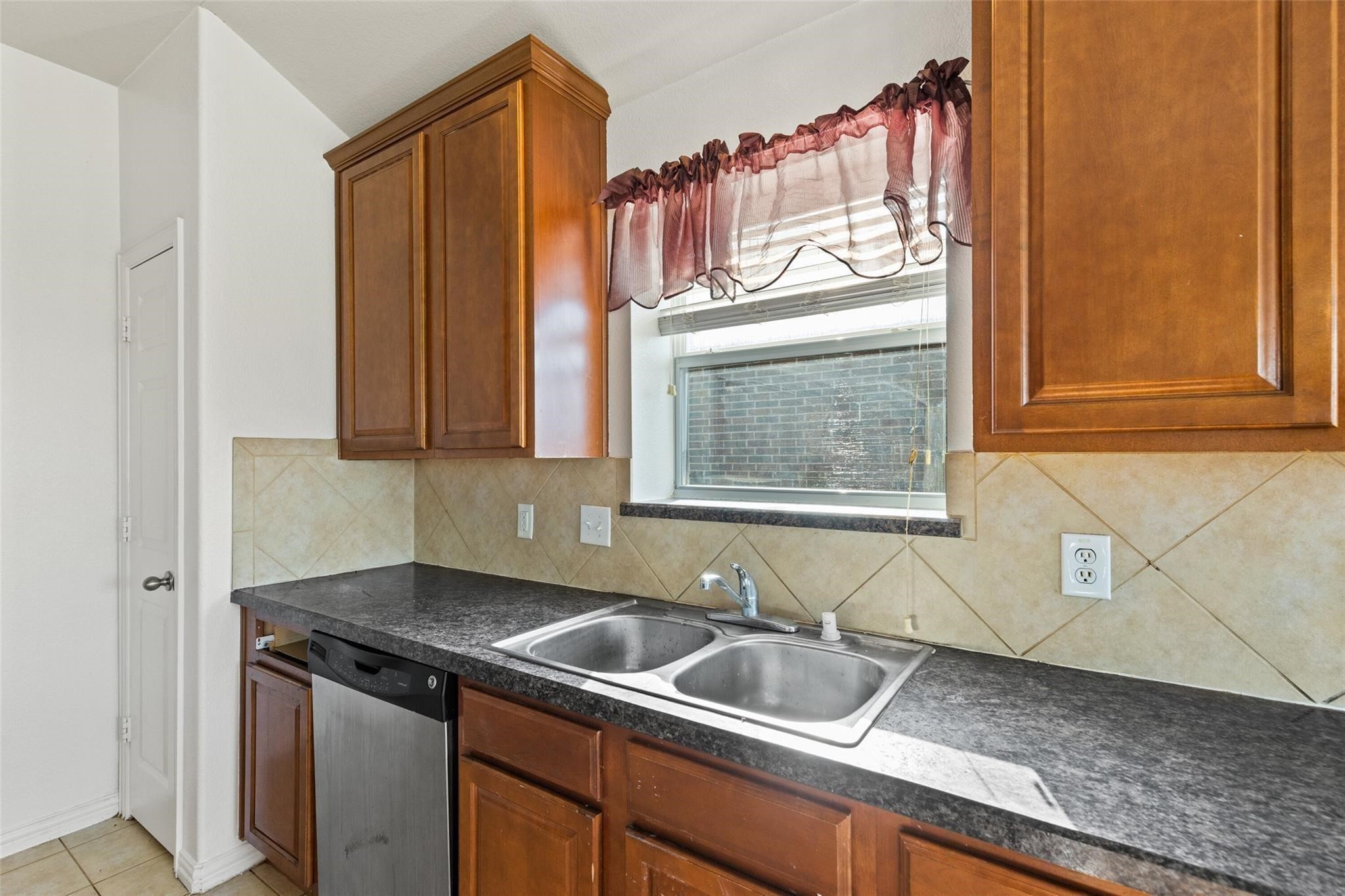 325 Crosscreek Drive Princeton TX 75407