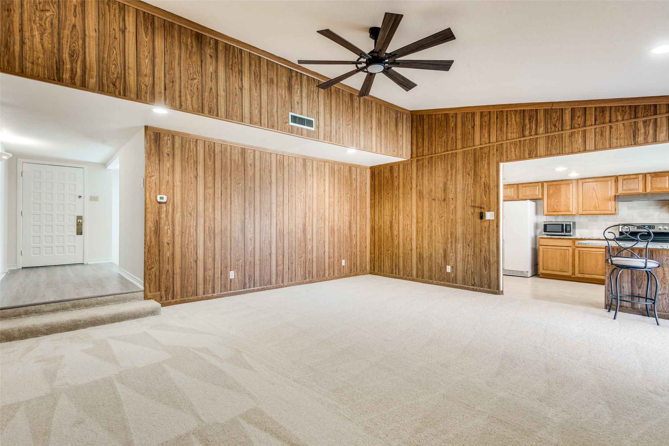 6631 Orangewood Drive Dallas TX 75248