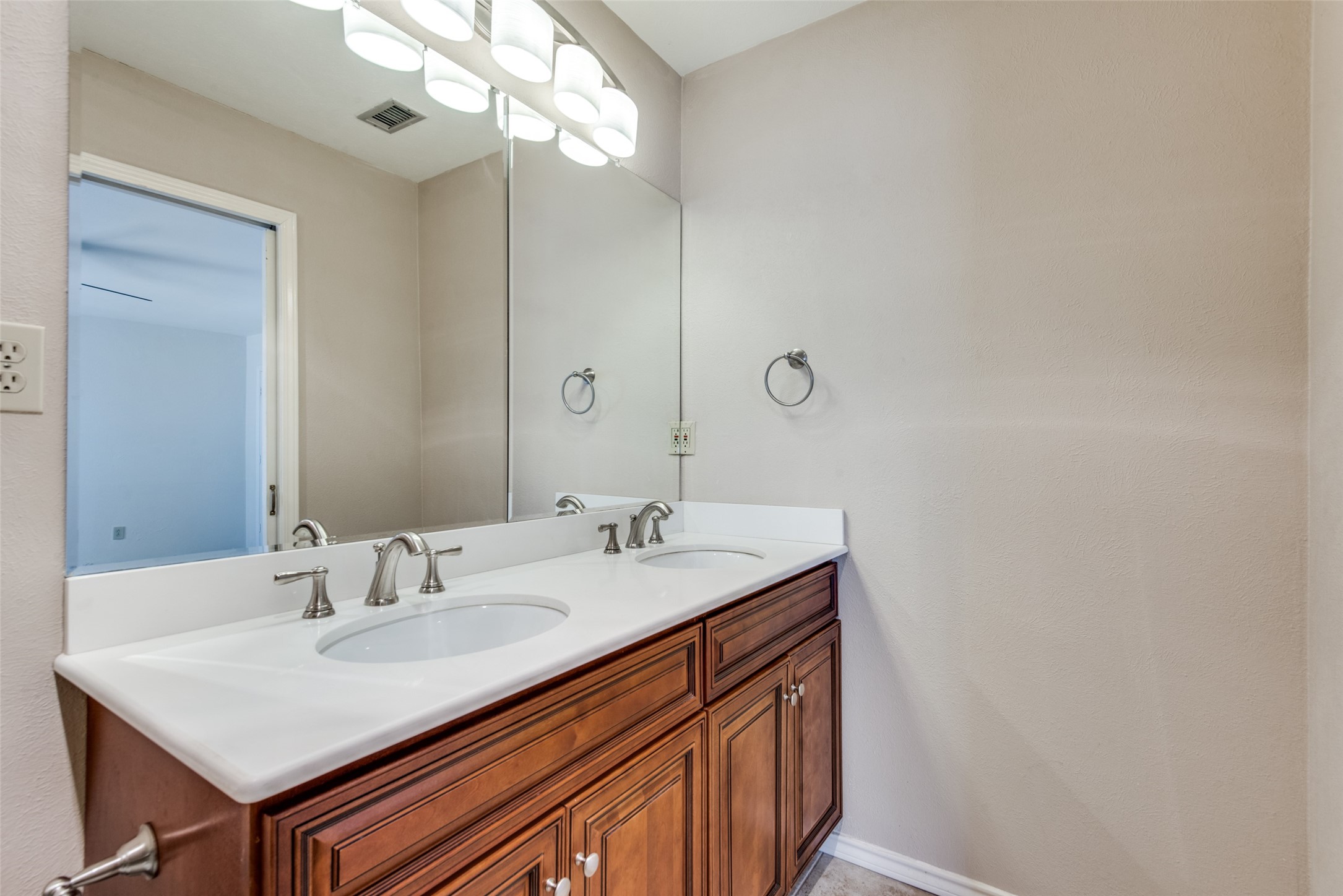 6631 Orangewood Drive Dallas TX 75248