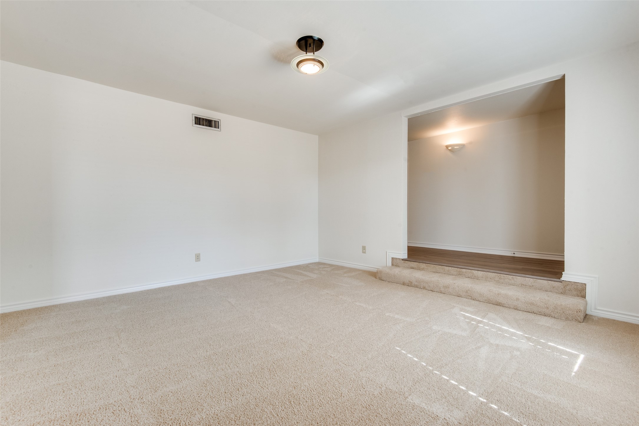 6631 Orangewood Drive Dallas TX 75248