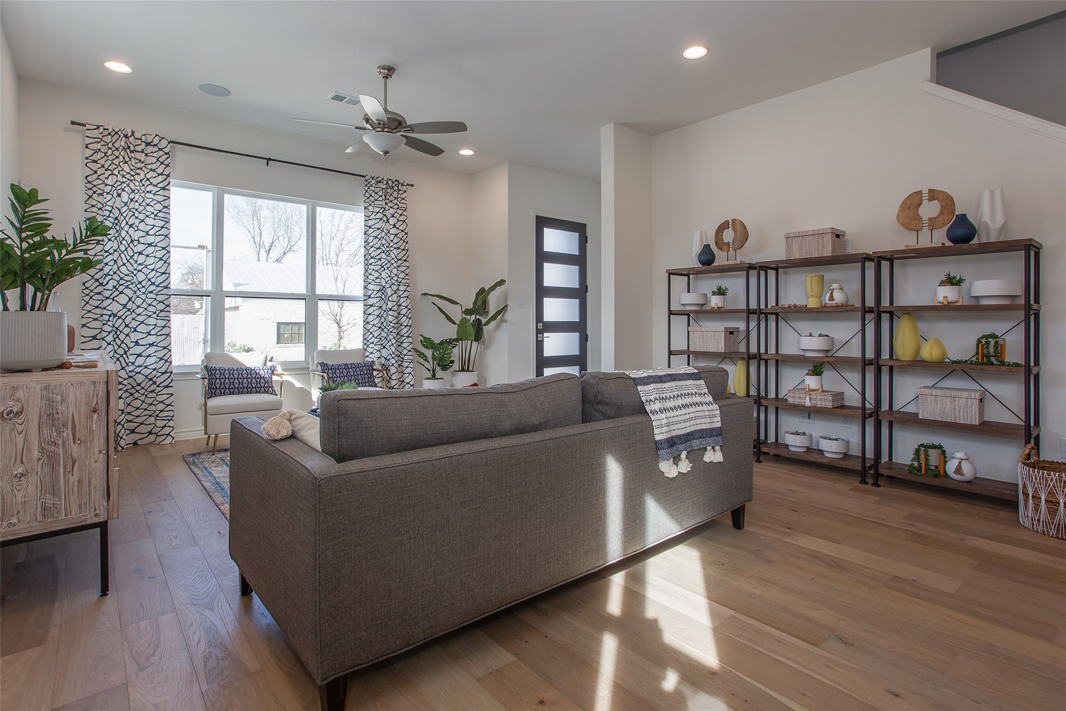 2807 Stanley Avenue Fort Worth TX 76110