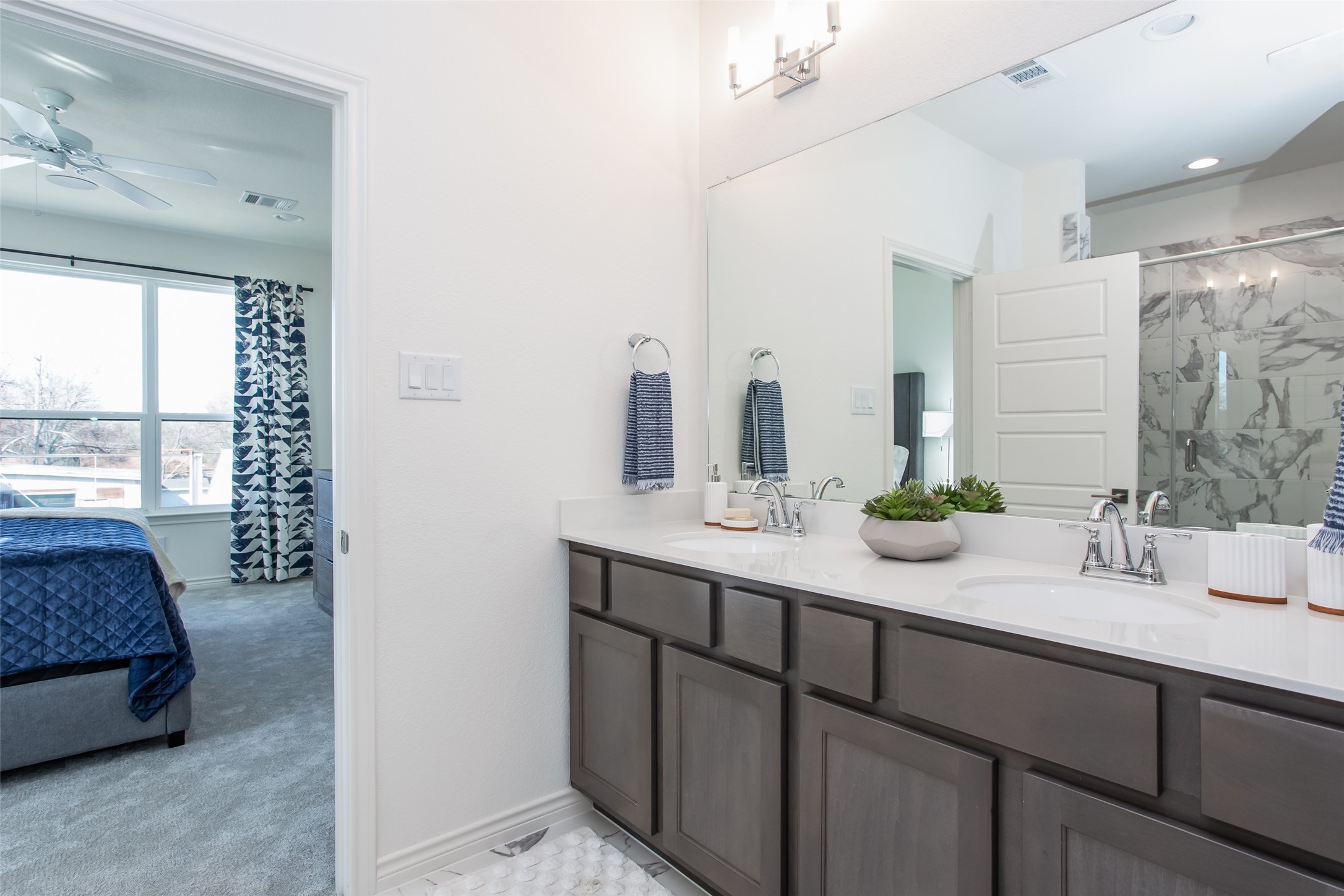 2807 Stanley Avenue Fort Worth TX 76110