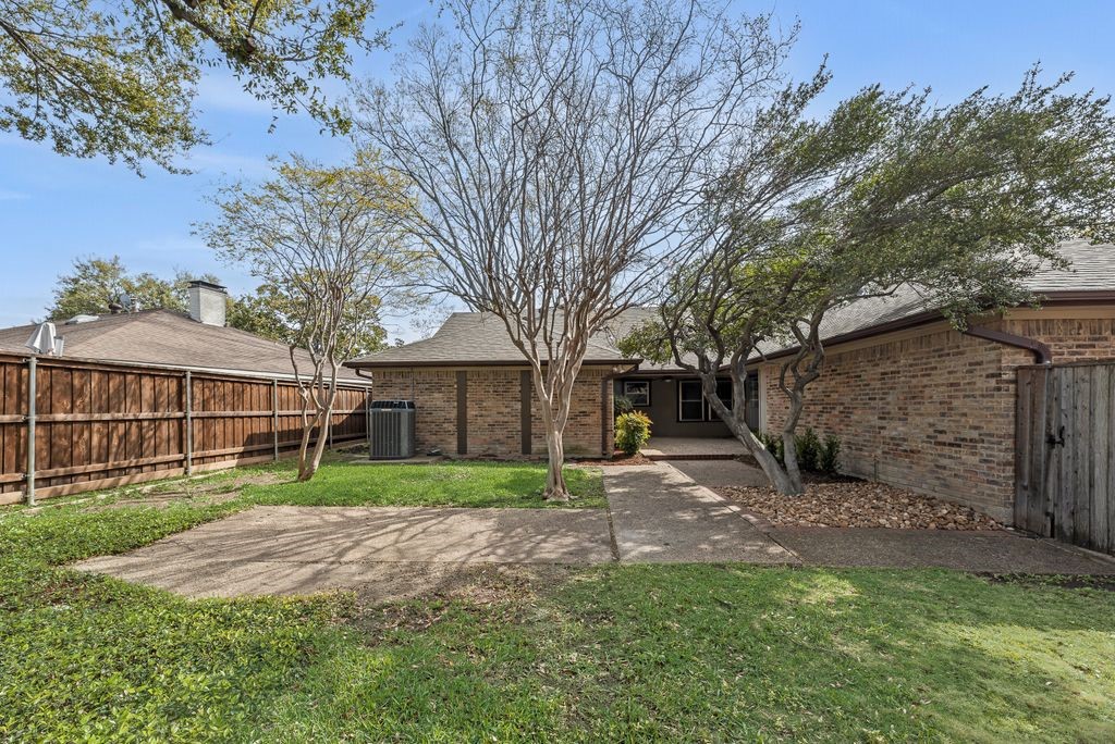 6943 Mill Falls Drive Dallas TX 75248