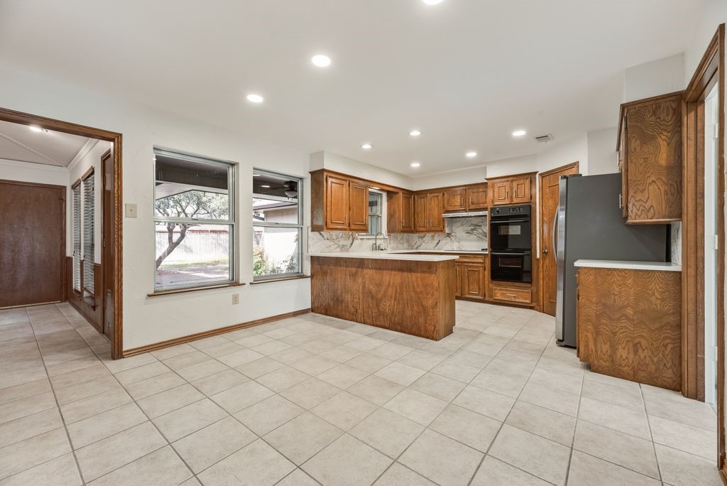 6943 Mill Falls Drive Dallas TX 75248