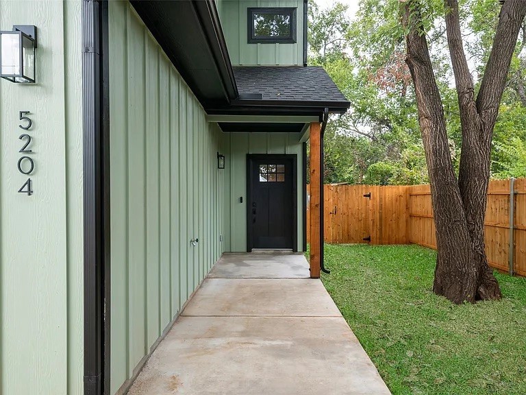 5204 Slate Street Fort Worth TX 76114