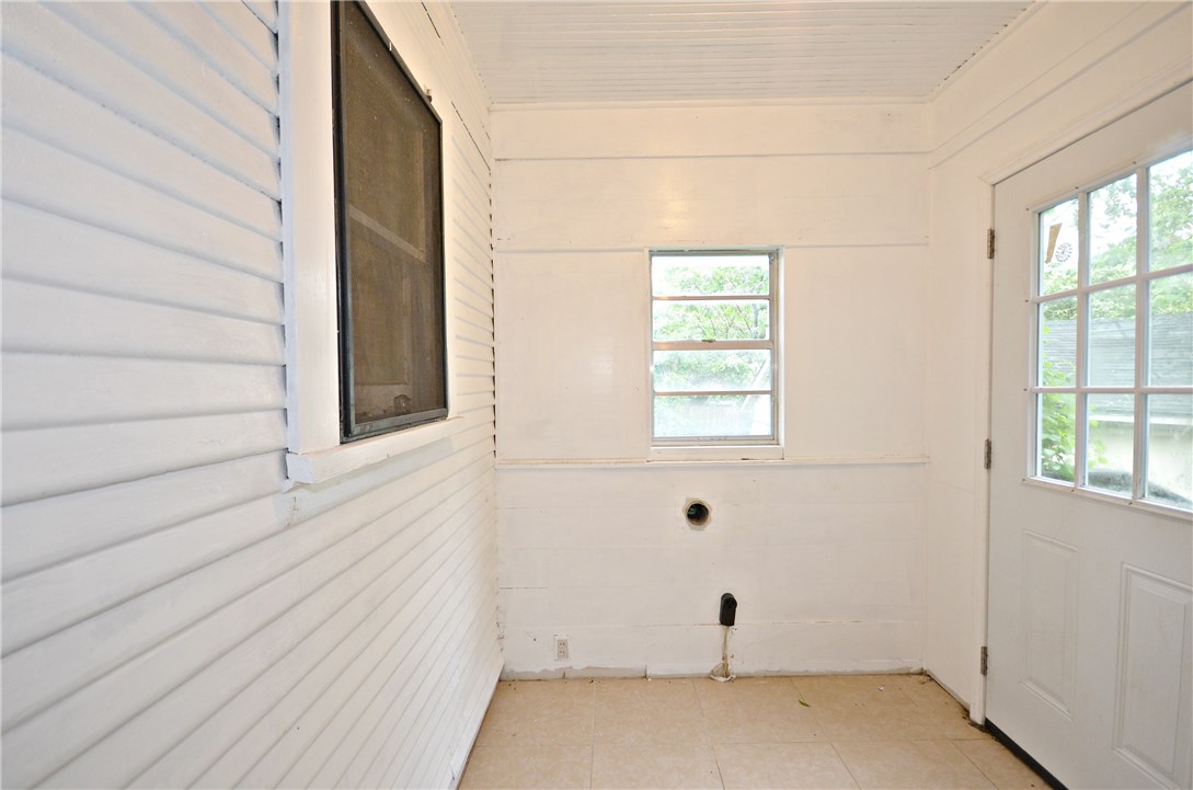 1402 E Chaffin Street Sherman TX 75090