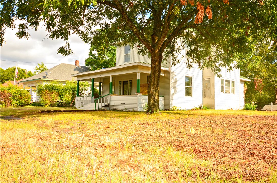 1402 E Chaffin Street Sherman TX 75090