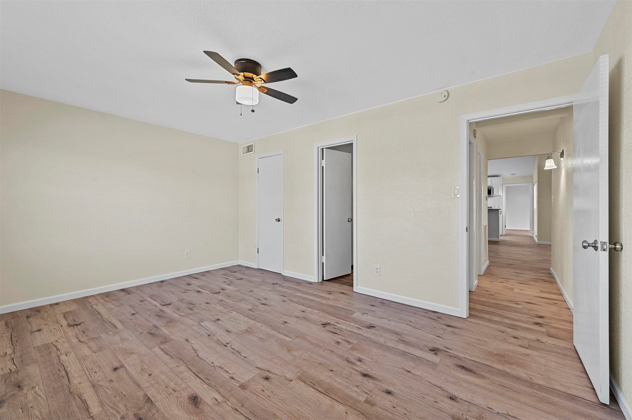 6005 Dooley Drive The Colony TX 75056