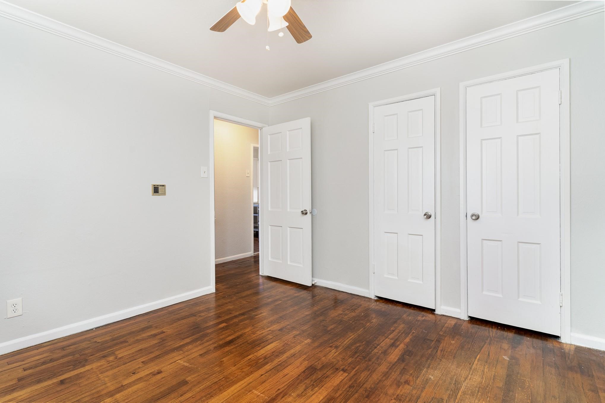 910 Reverchon Drive Dallas TX 75211