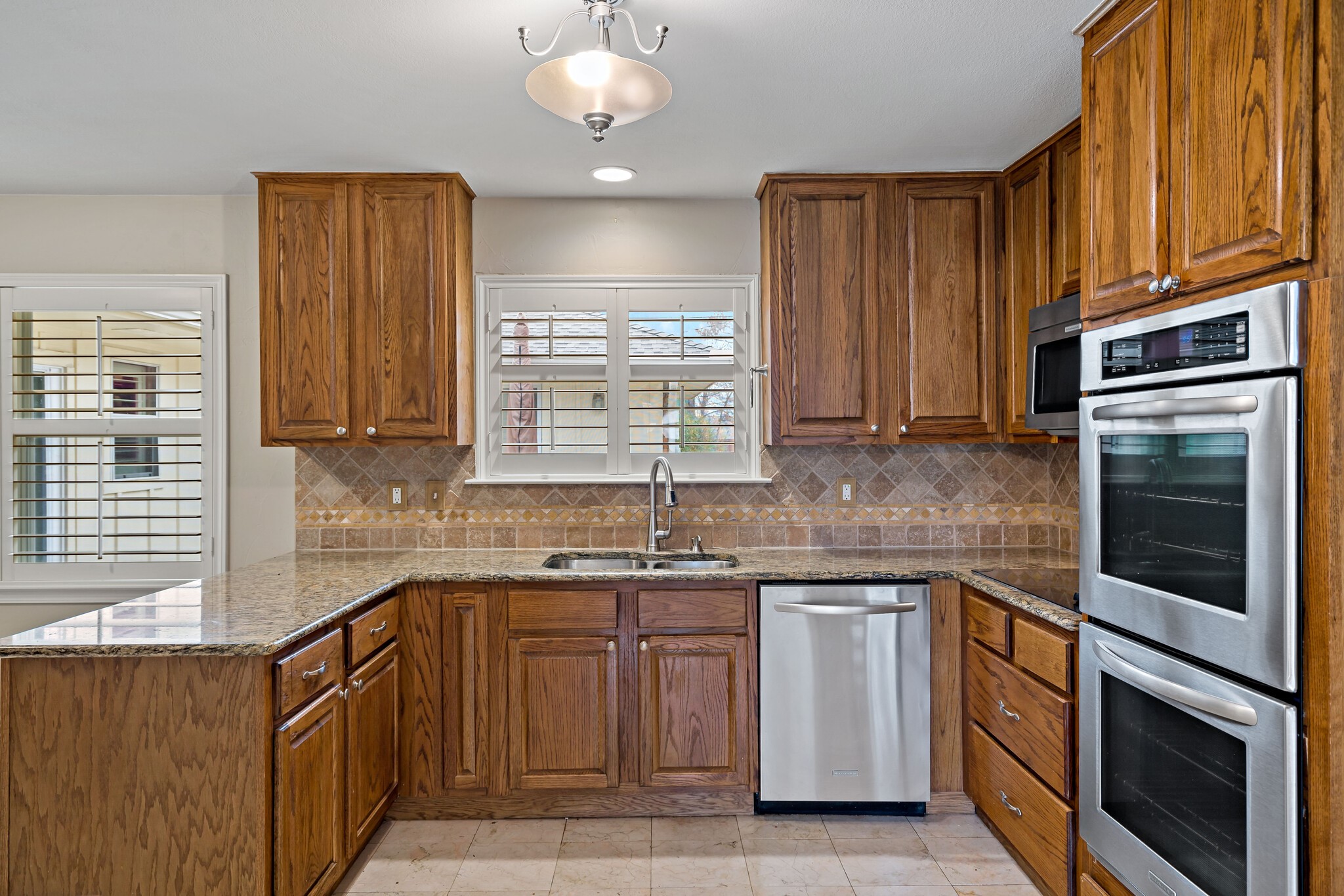 10141 Fieldfare Court Dallas TX 75229