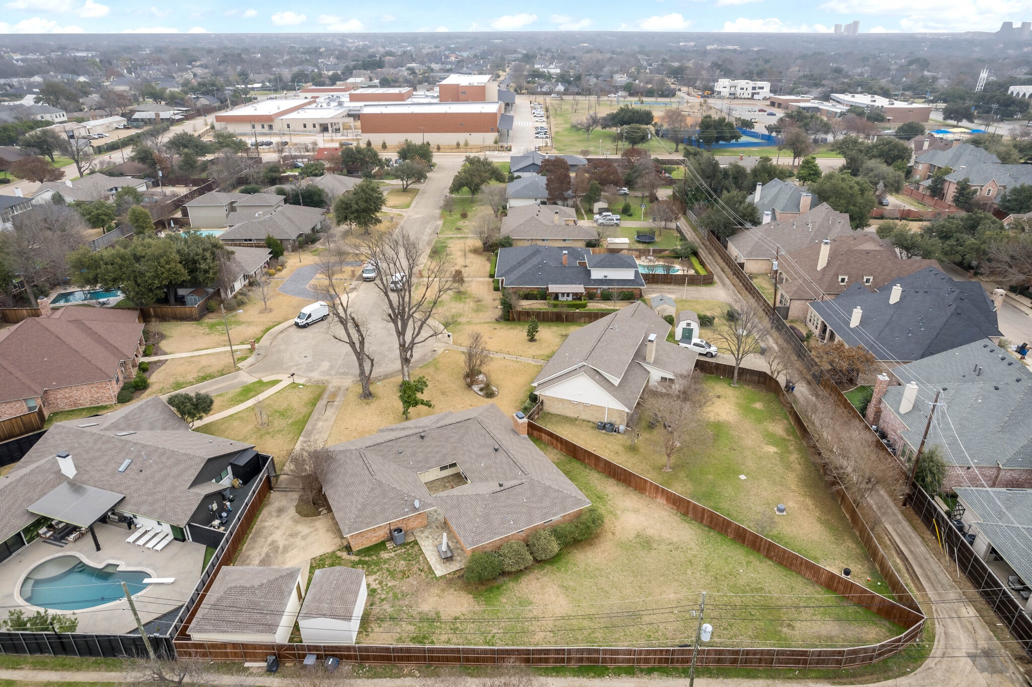 10141 Fieldfare Court Dallas TX 75229