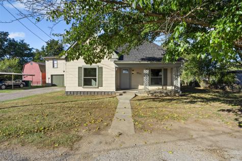 1711 Halsell Street Bridgeport TX 76426