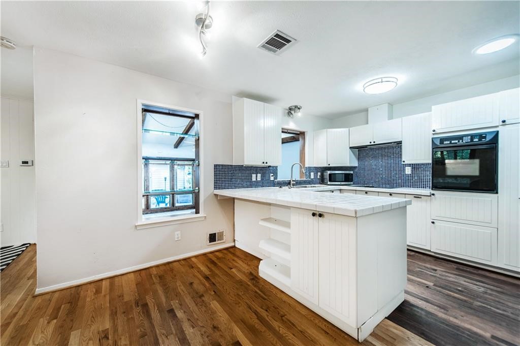 7521 Brentcove Circle Dallas TX 75214