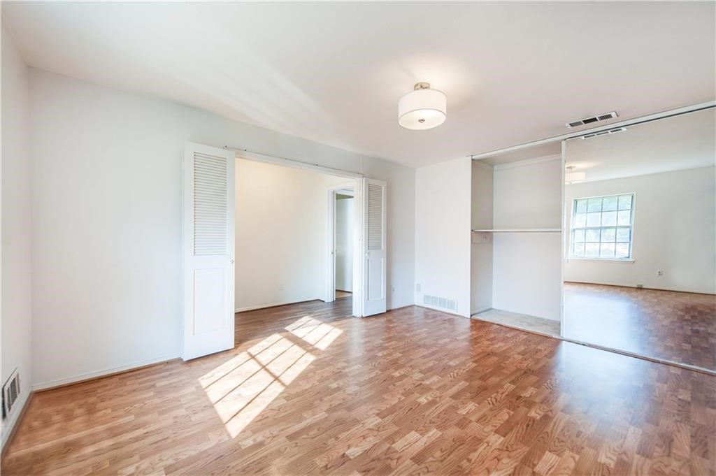 7521 Brentcove Circle Dallas TX 75214