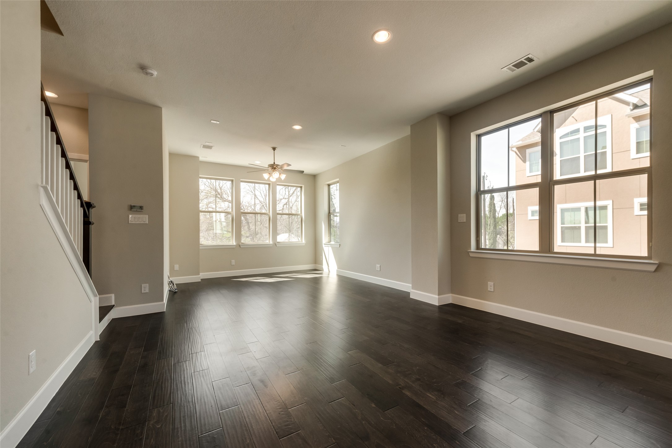 1190 Manacor Lane Dallas TX 75212