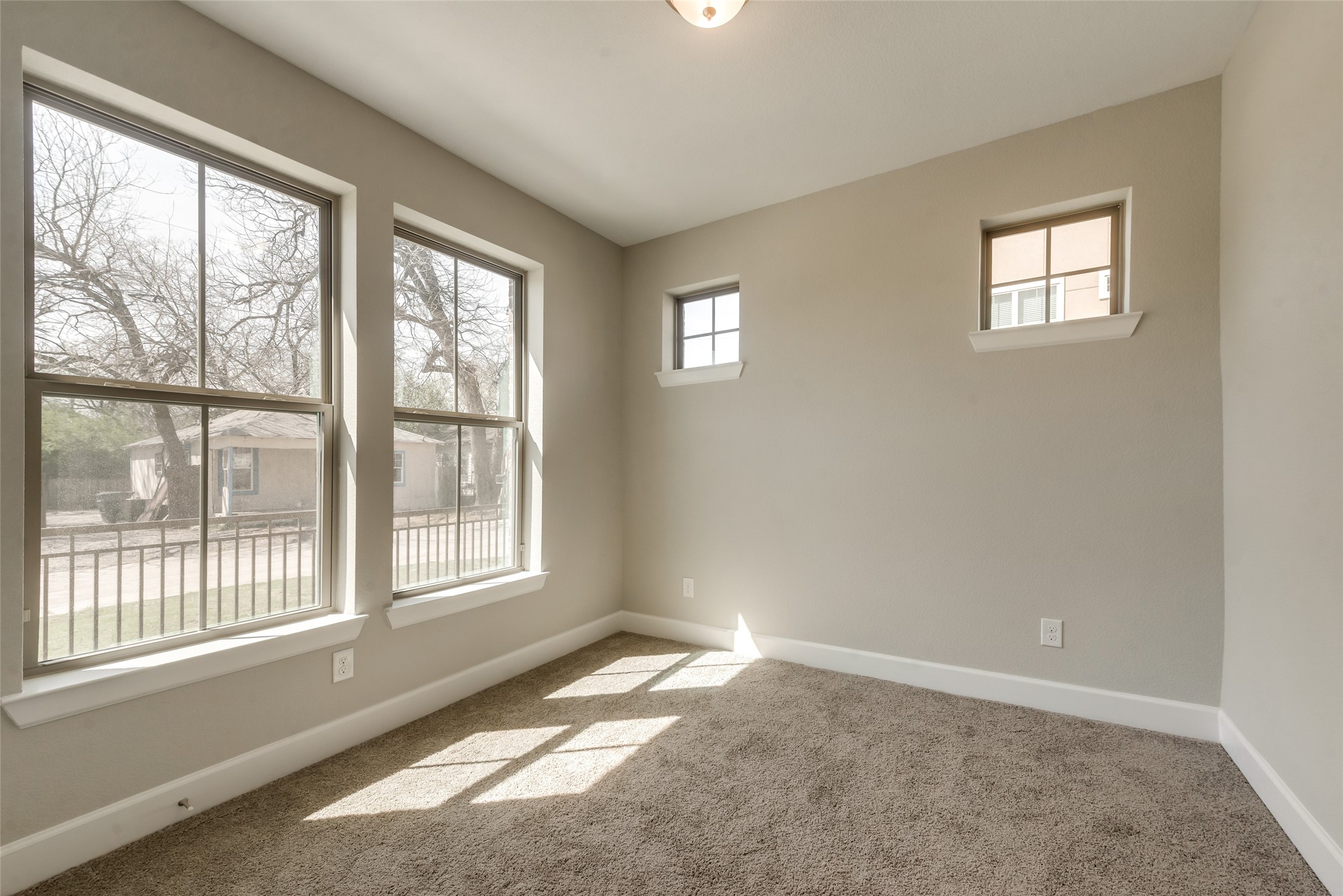 1190 Manacor Lane Dallas TX 75212