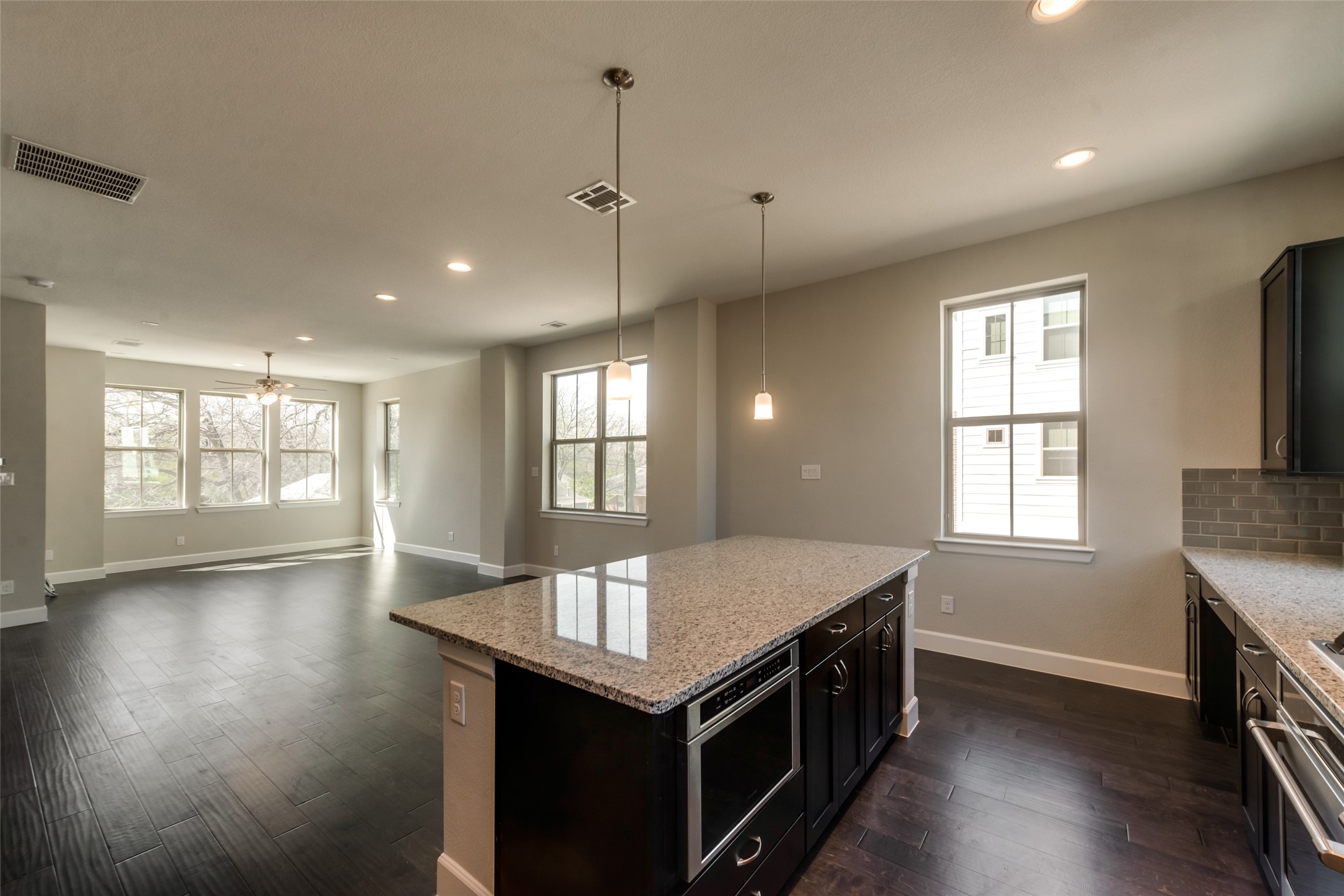 1190 Manacor Lane Dallas TX 75212