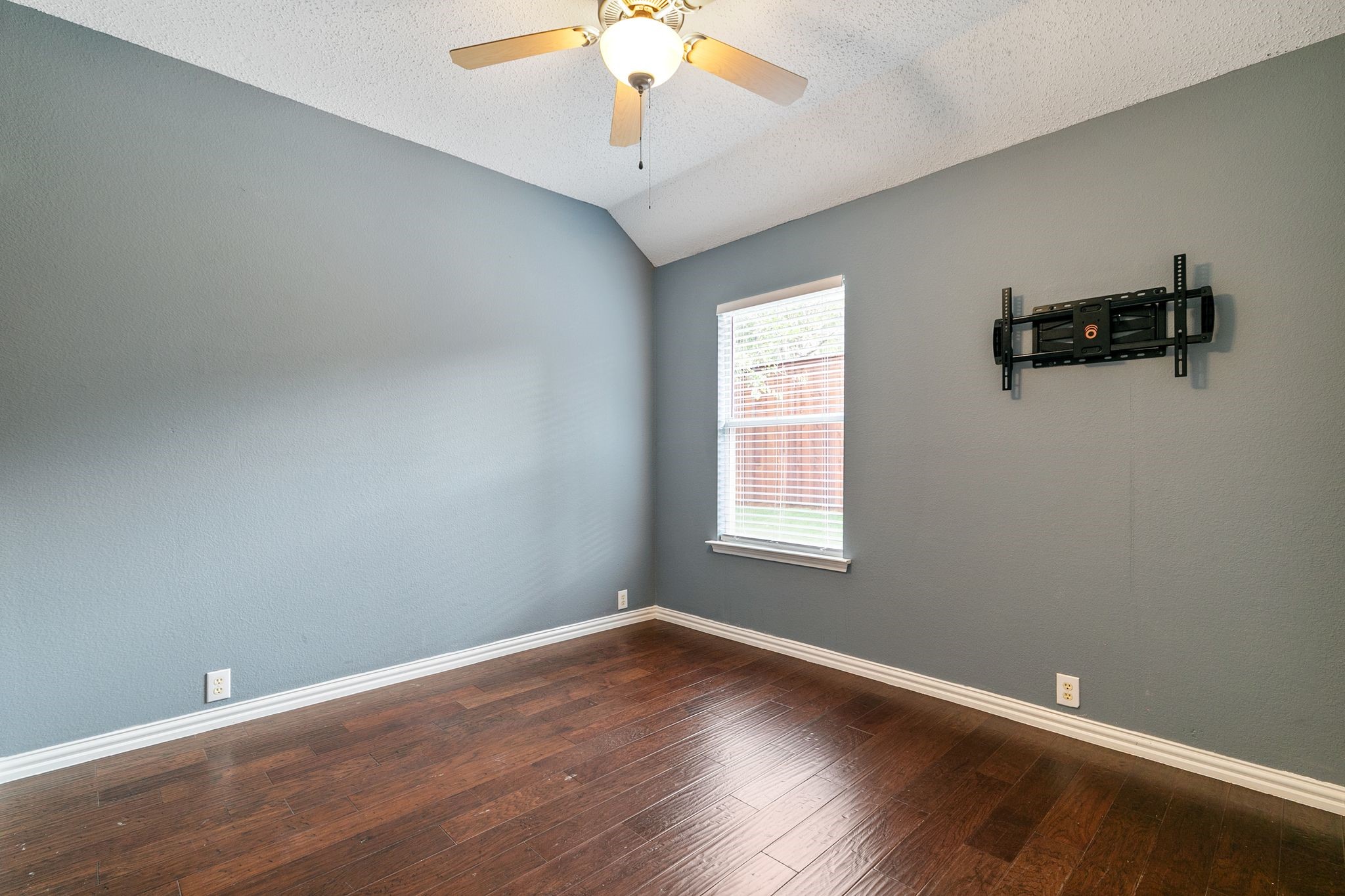 615 Lake Bridge Drive Lake Dallas TX 75065