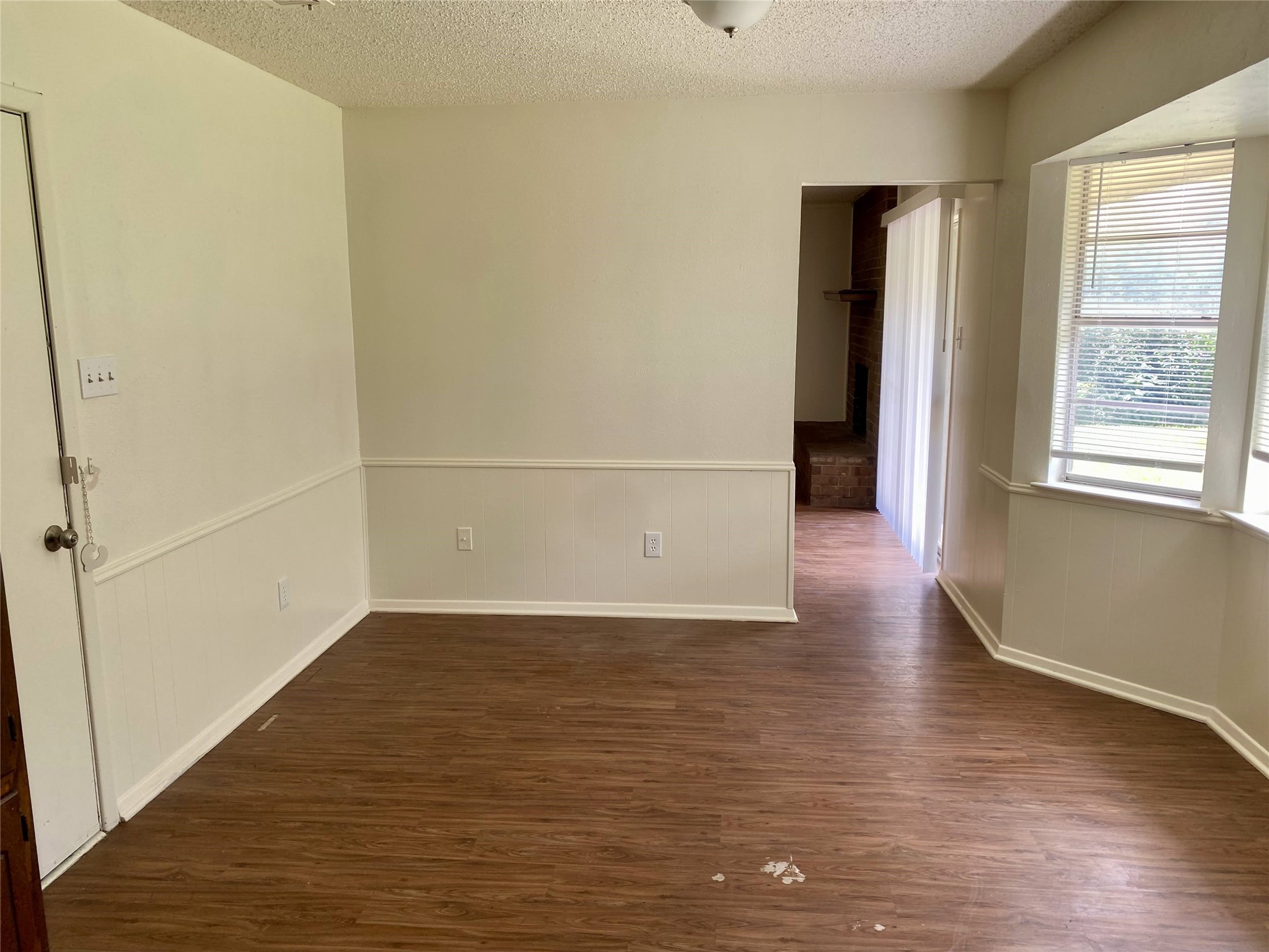 7513 Meadowbrook Drive Watauga TX 76148