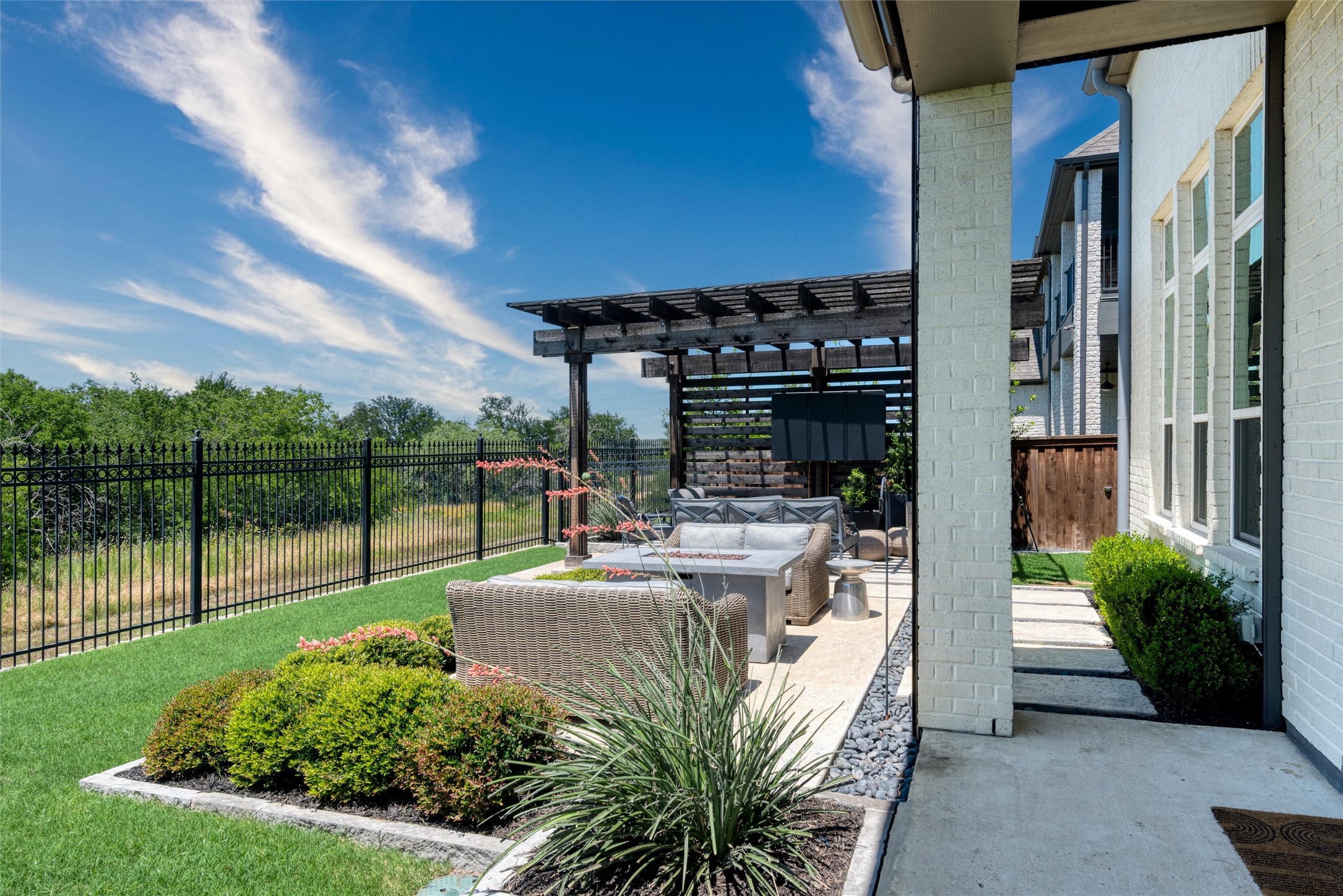 8336 Western The Colony TX 75056