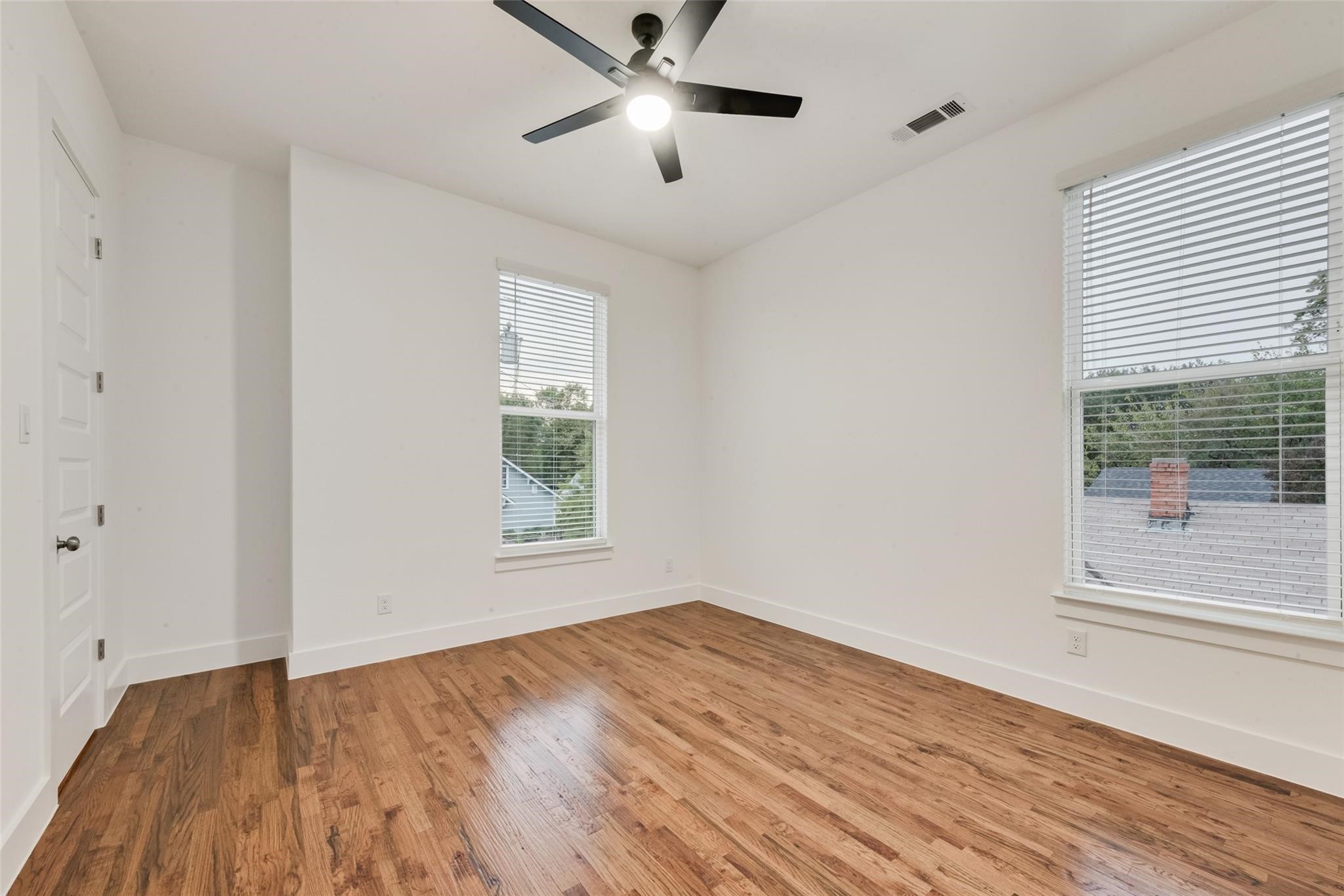 219 W Yarmouth Street Dallas TX 75208