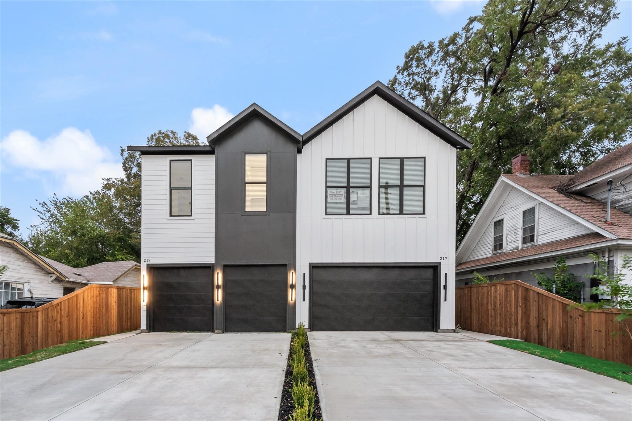 219 W Yarmouth Street Dallas TX 75208