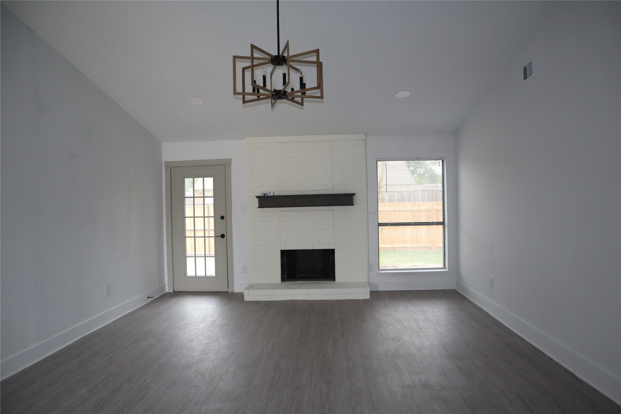 1505 Bergen Drive Garland TX 75040
