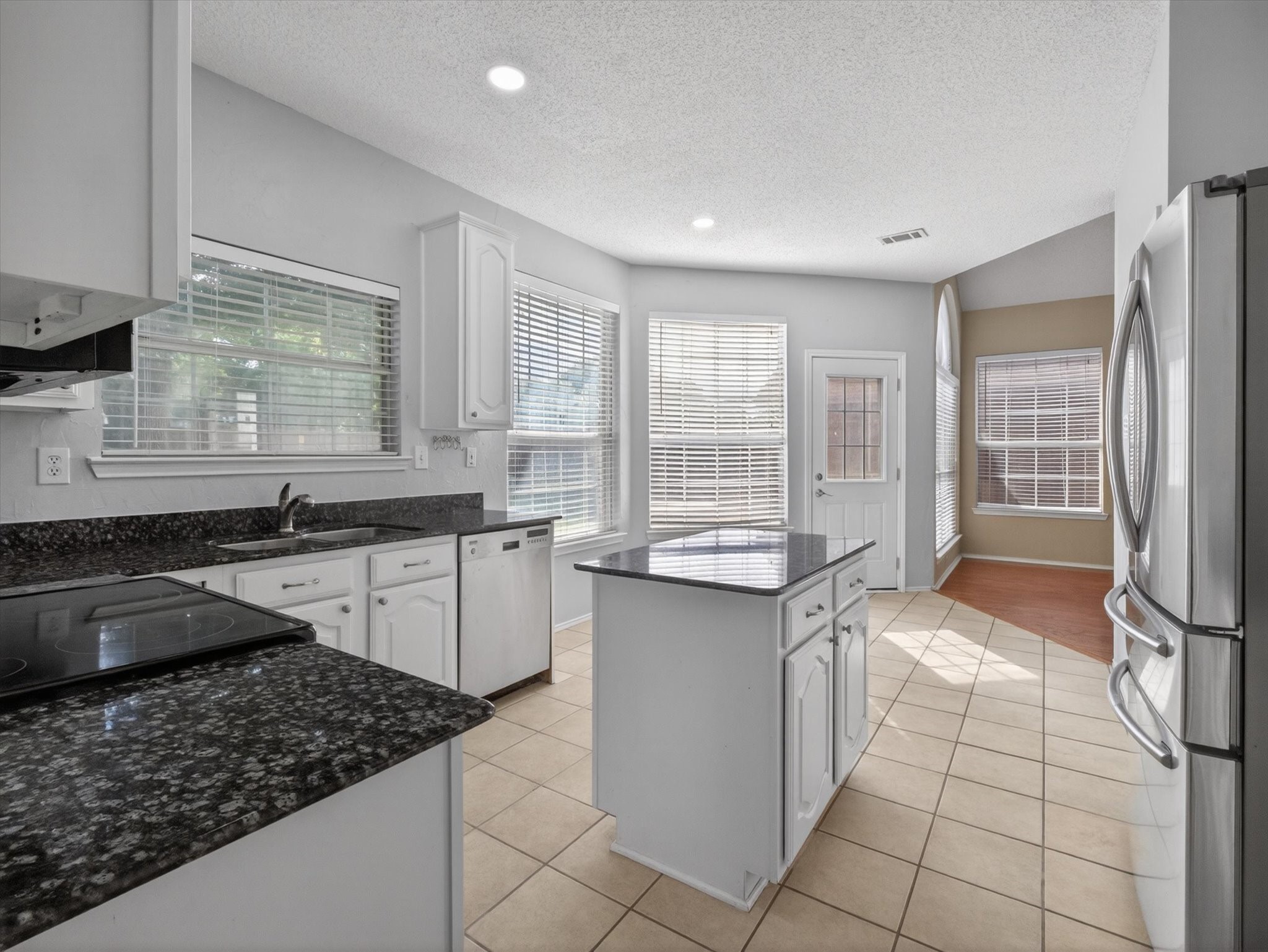 1929 Shenandoah Lane Flower Mound TX 75028