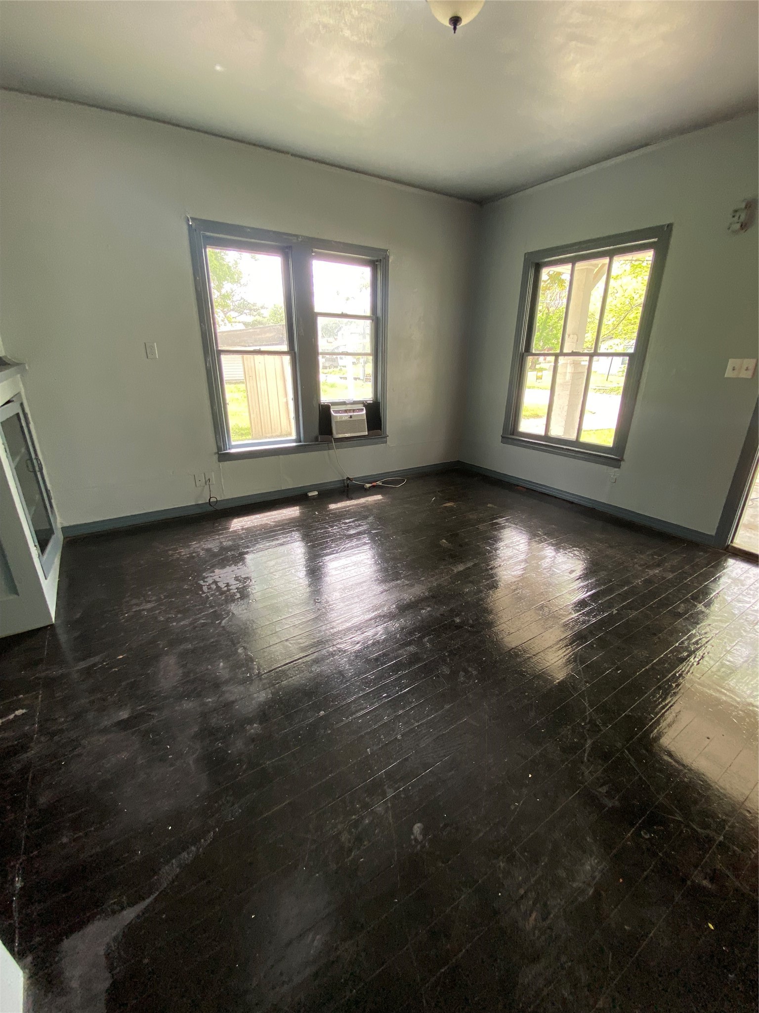 309 E Nelson Street Bowie TX 76230